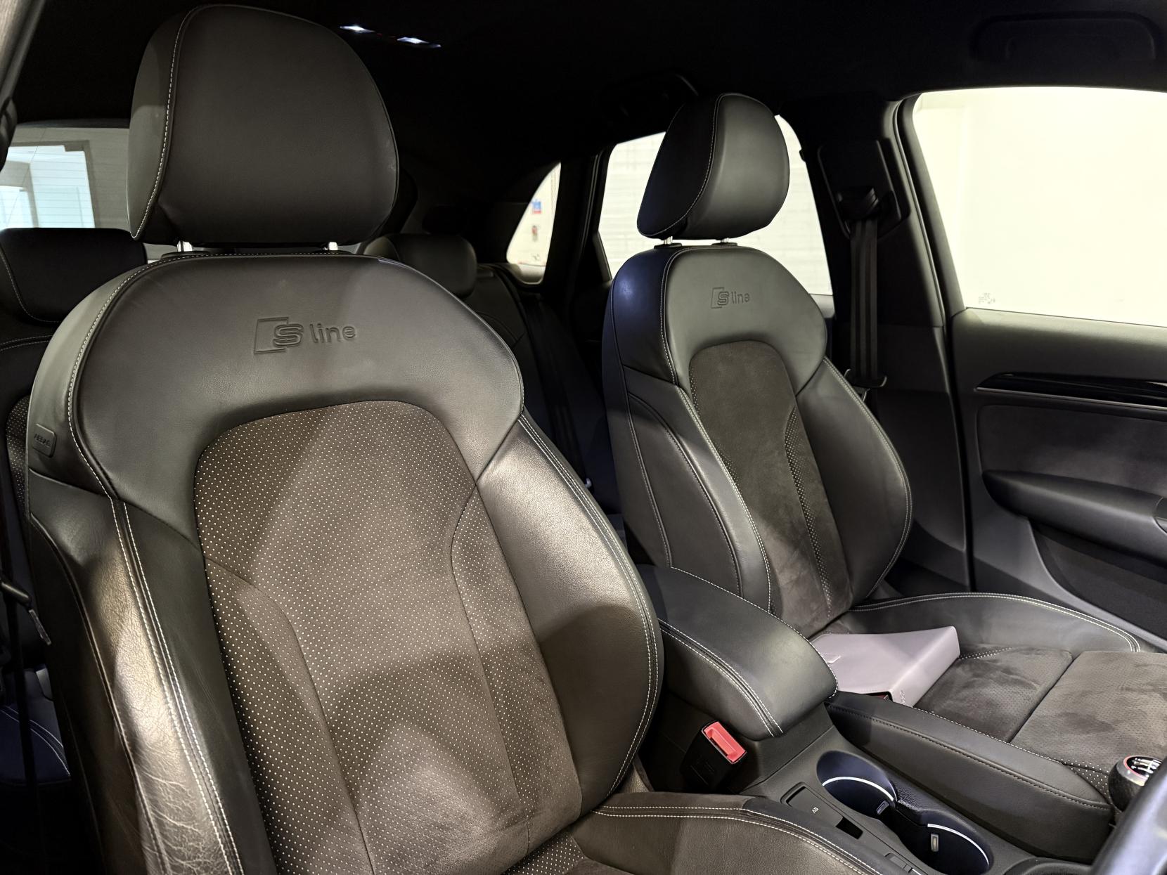 Audi Q3 1.4 TFSI CoD Black Edition SUV 5dr Petrol Manual Euro 6 (s/s) (150 ps)