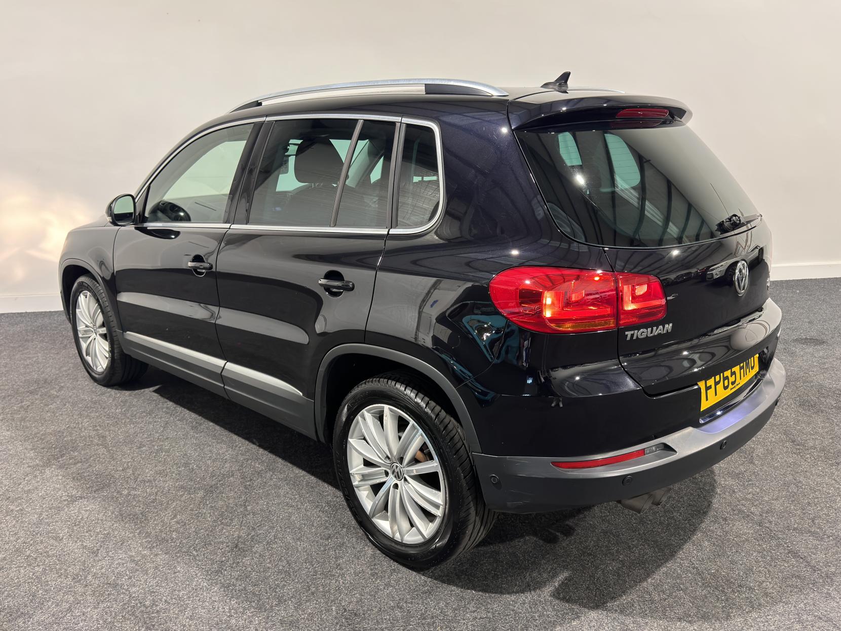 Volkswagen Tiguan 2.0 TDI BlueMotion Tech Match Edition SUV 5dr Diesel Manual 2WD Euro 6 (s/s) (150 ps)