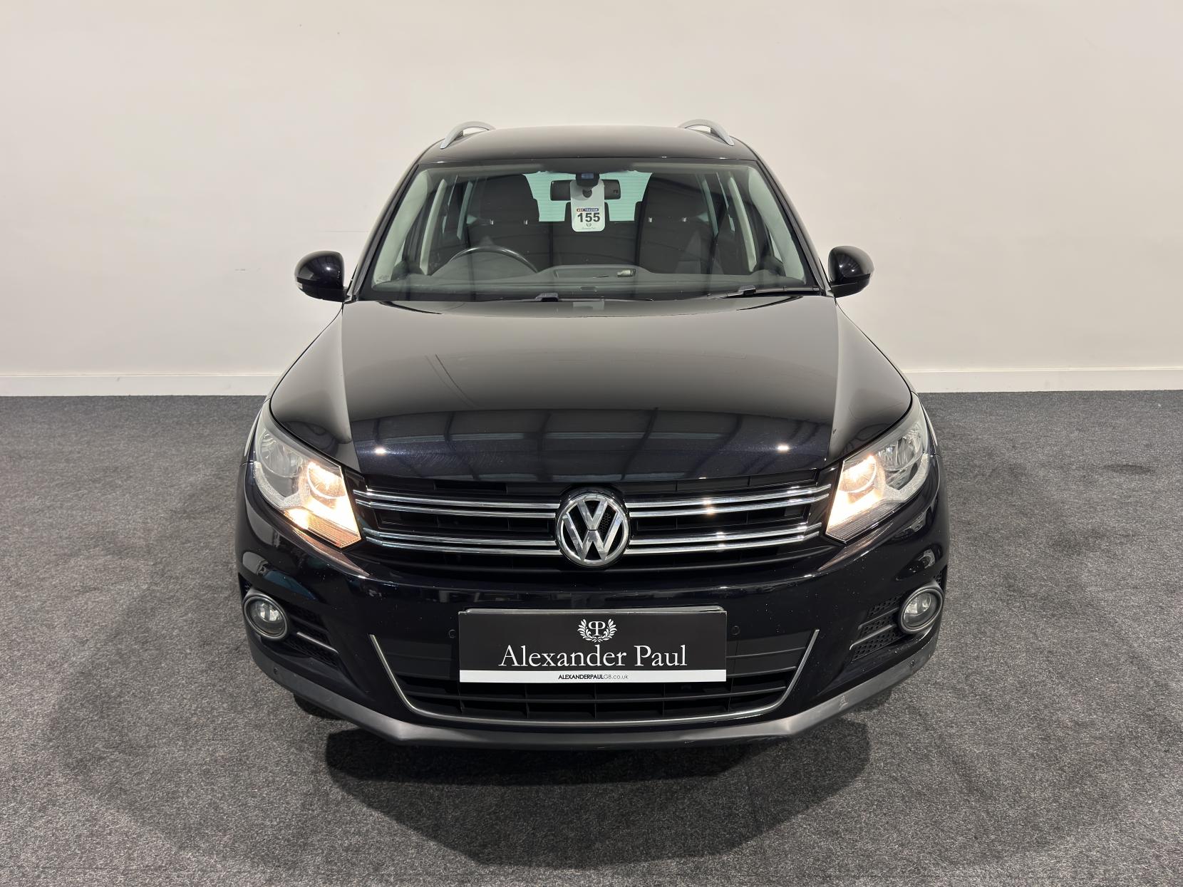 Volkswagen Tiguan 2.0 TDI BlueMotion Tech Match Edition SUV 5dr Diesel Manual 2WD Euro 6 (s/s) (150 ps)