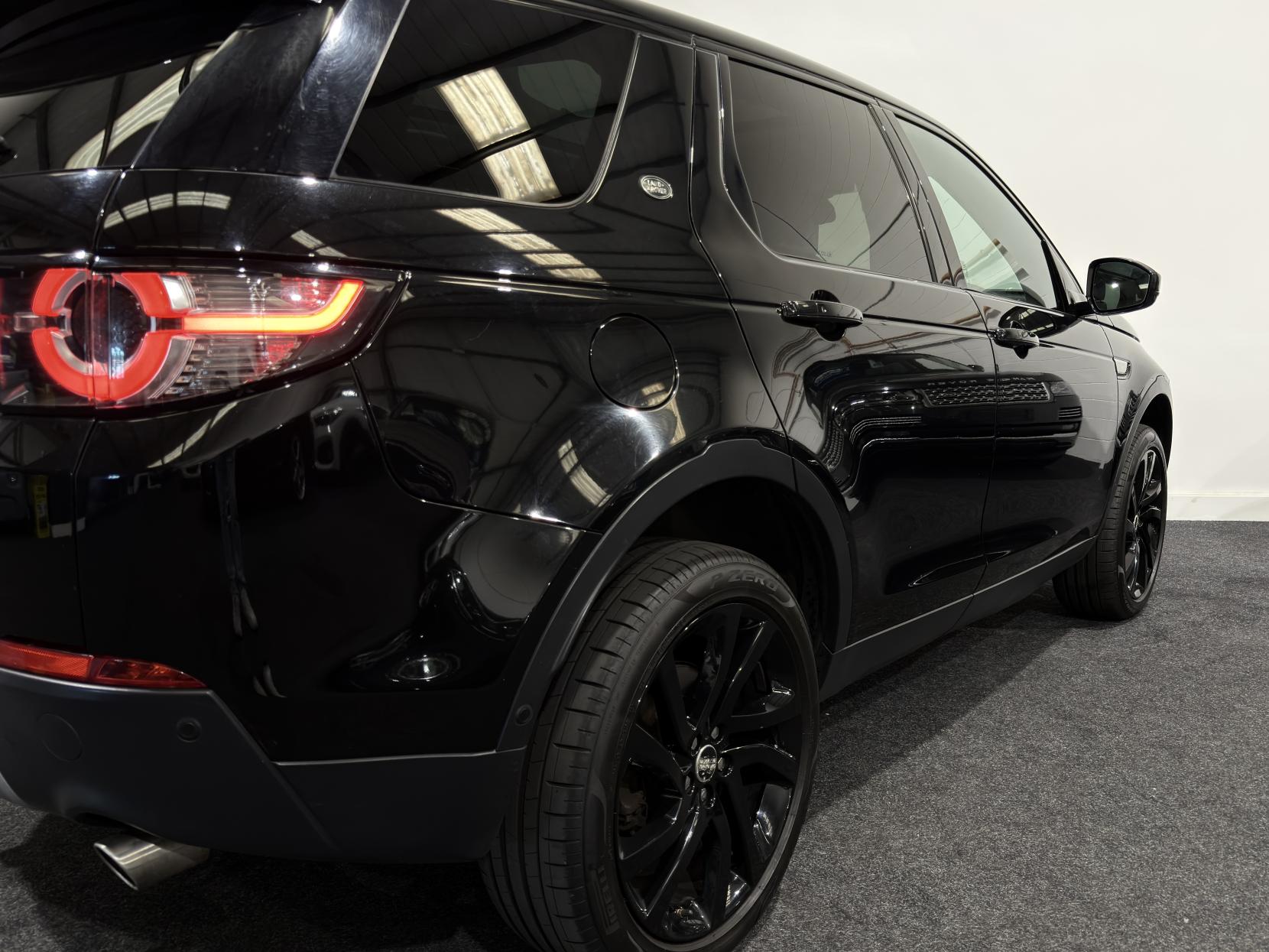 Land Rover Discovery Sport 2.0 TD4 HSE Luxury SUV 5dr Diesel Auto 4WD Euro 6 (s/s) (180 ps)