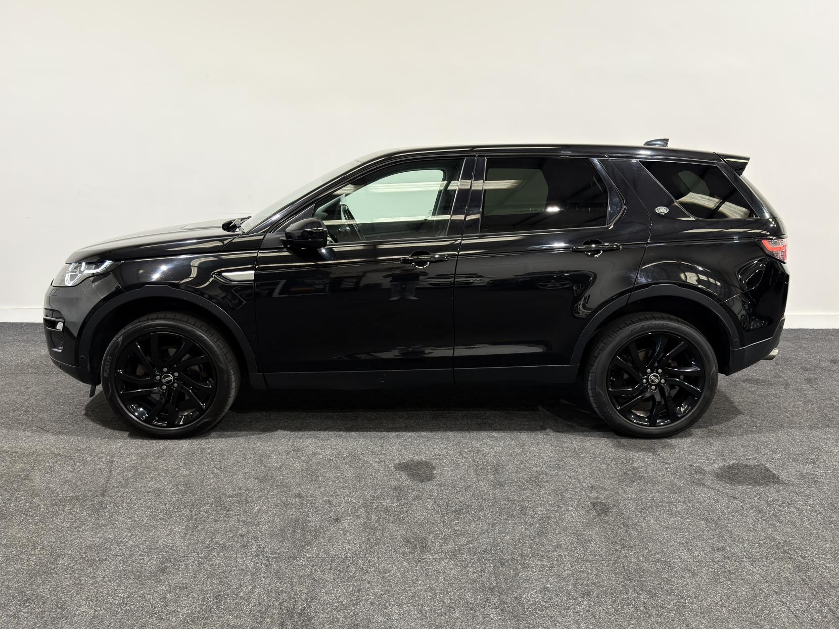 Land Rover Discovery Sport 2.0 TD4 HSE Luxury SUV 5dr Diesel Auto 4WD Euro 6 (s/s) (180 ps)