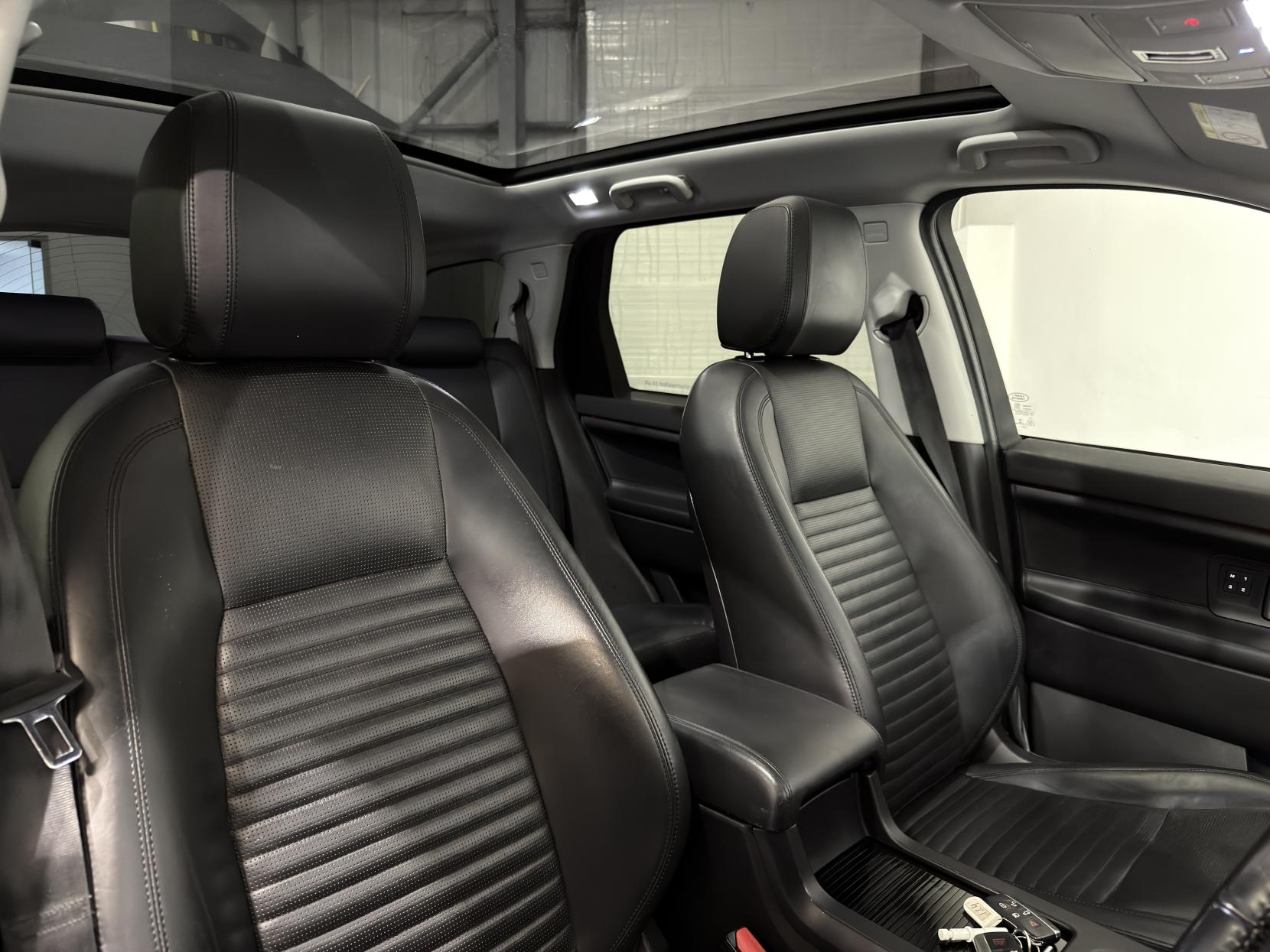 Land Rover Discovery Sport 2.0 TD4 HSE Luxury SUV 5dr Diesel Auto 4WD Euro 6 (s/s) (180 ps)