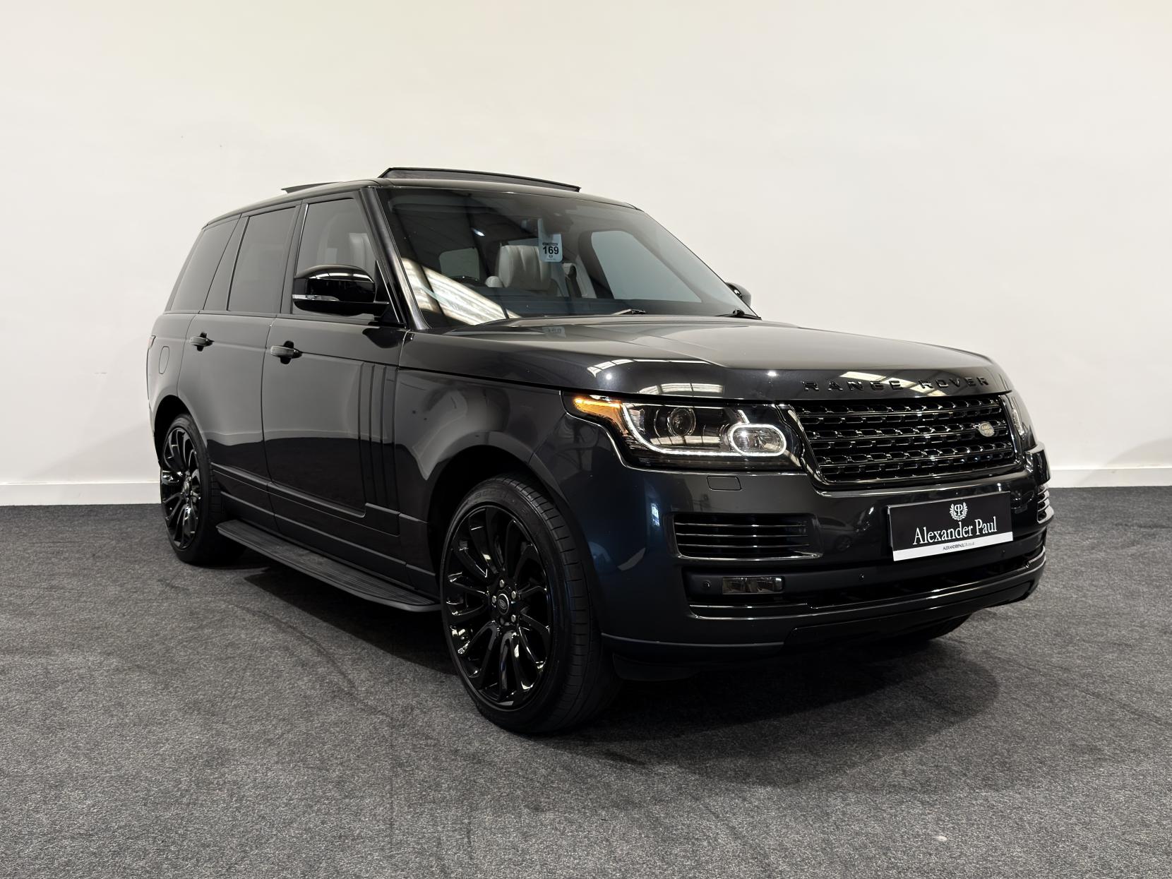 Land Rover Range Rover 3.0 TD V6 Vogue SE SUV 5dr Diesel Auto 4WD Euro 5 (s/s) (258 ps)