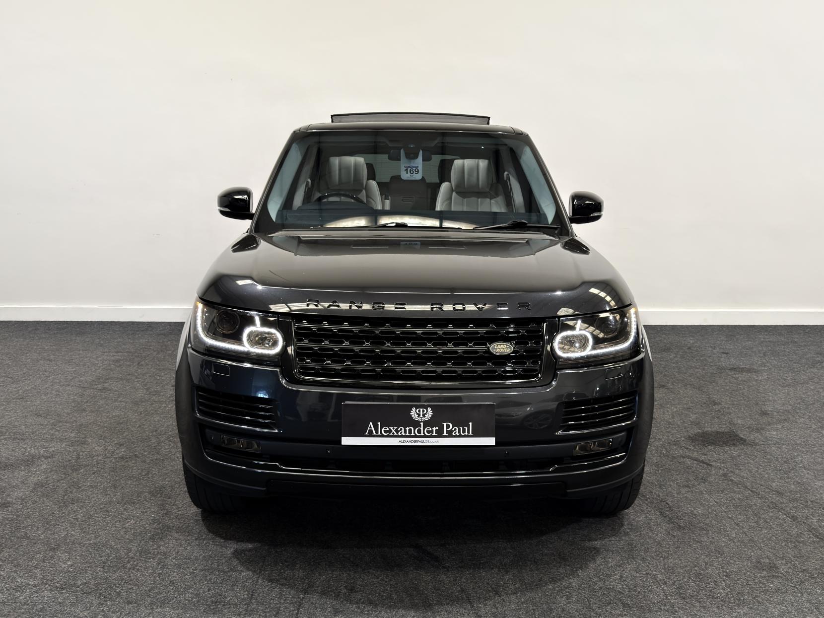 Land Rover Range Rover 3.0 TD V6 Vogue SE SUV 5dr Diesel Auto 4WD Euro 5 (s/s) (258 ps)