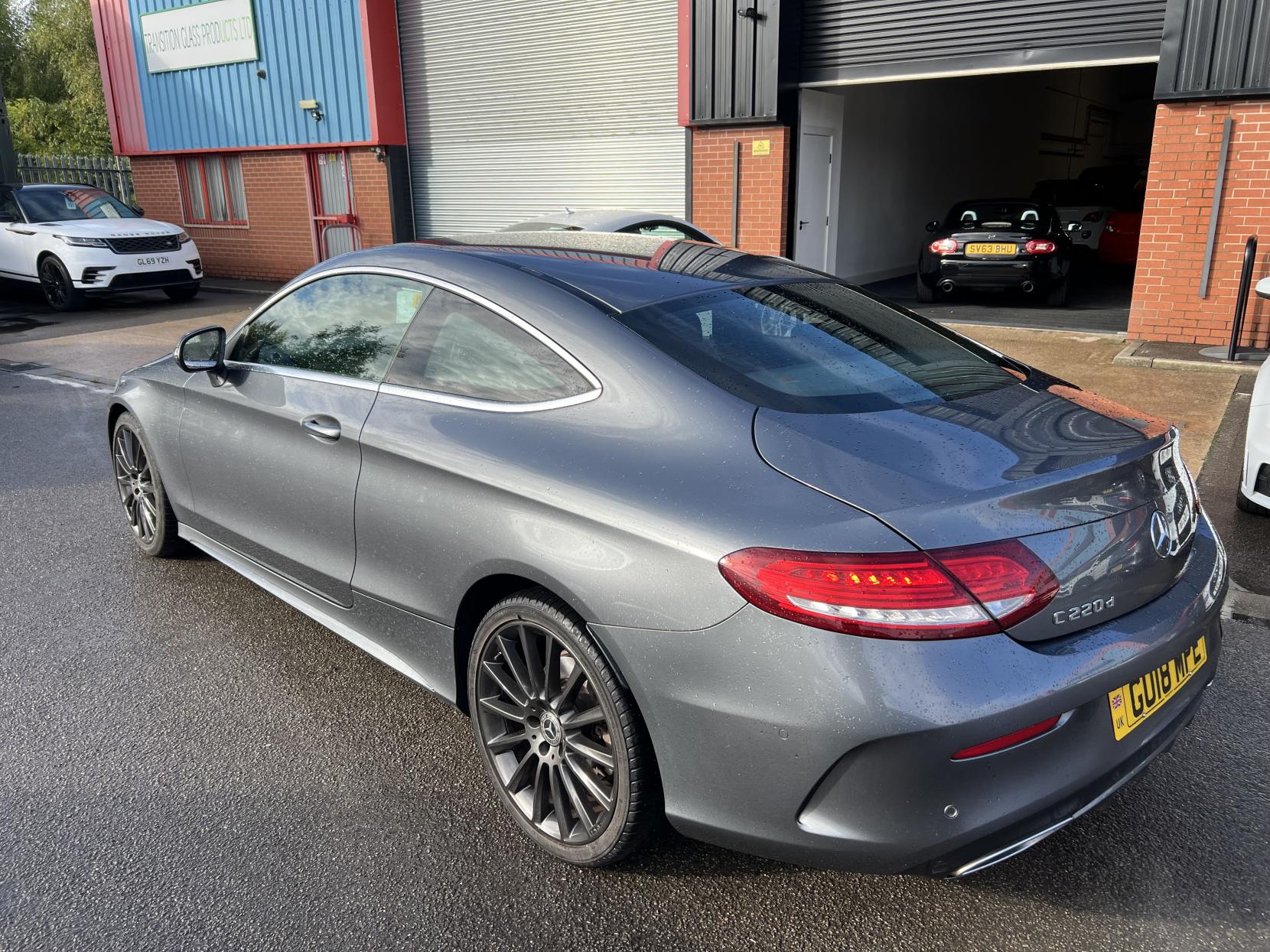 Mercedes-Benz C Class 2.1 C220d AMG Line Coupe 2dr Diesel G-Tronic+ Euro 6 (s/s) (170 ps)