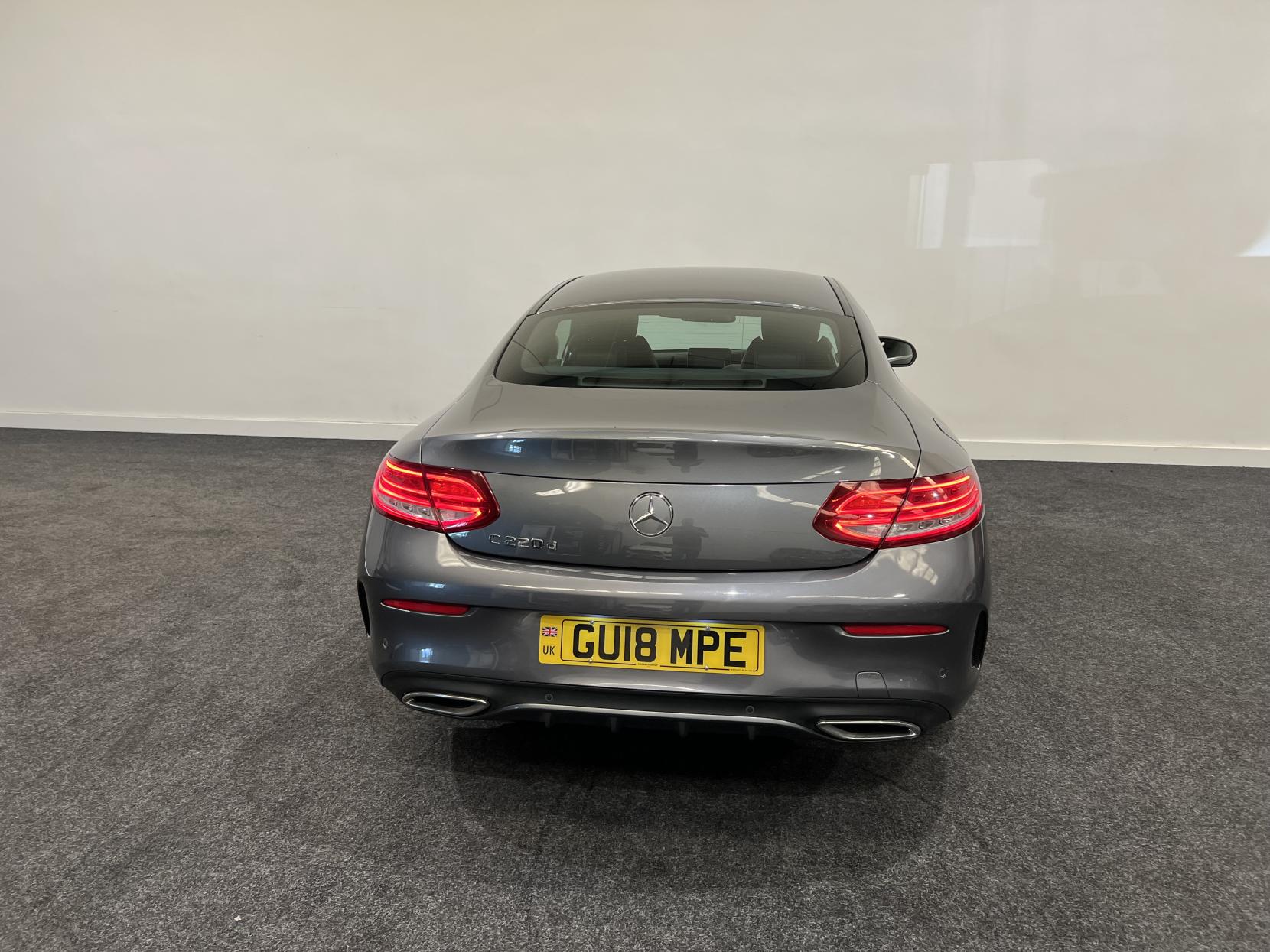 Mercedes-Benz C Class 2.1 C220d AMG Line Coupe 2dr Diesel G-Tronic+ Euro 6 (s/s) (170 ps)