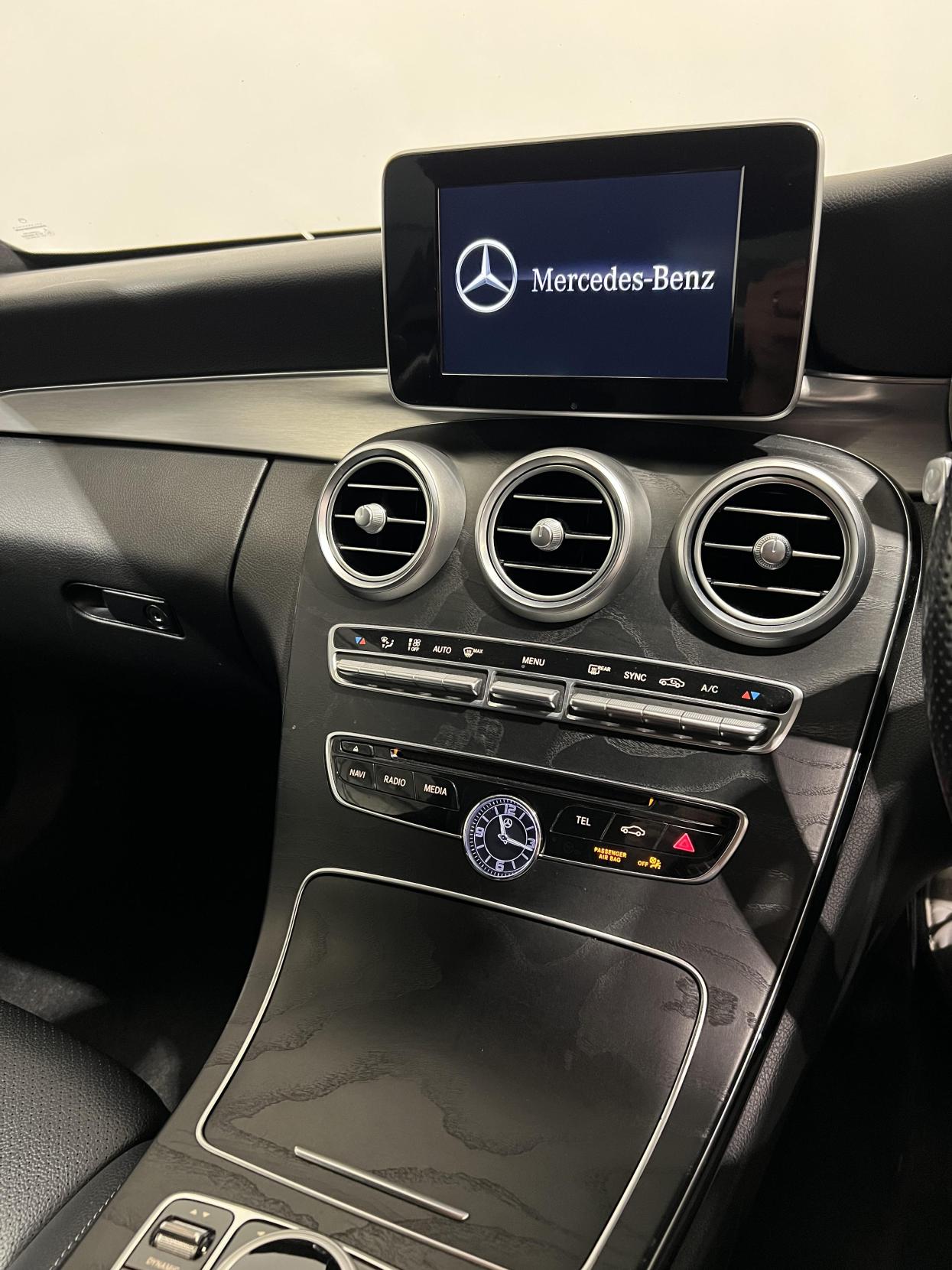 Mercedes-Benz C Class 2.1 C220d AMG Line Coupe 2dr Diesel G-Tronic+ Euro 6 (s/s) (170 ps)