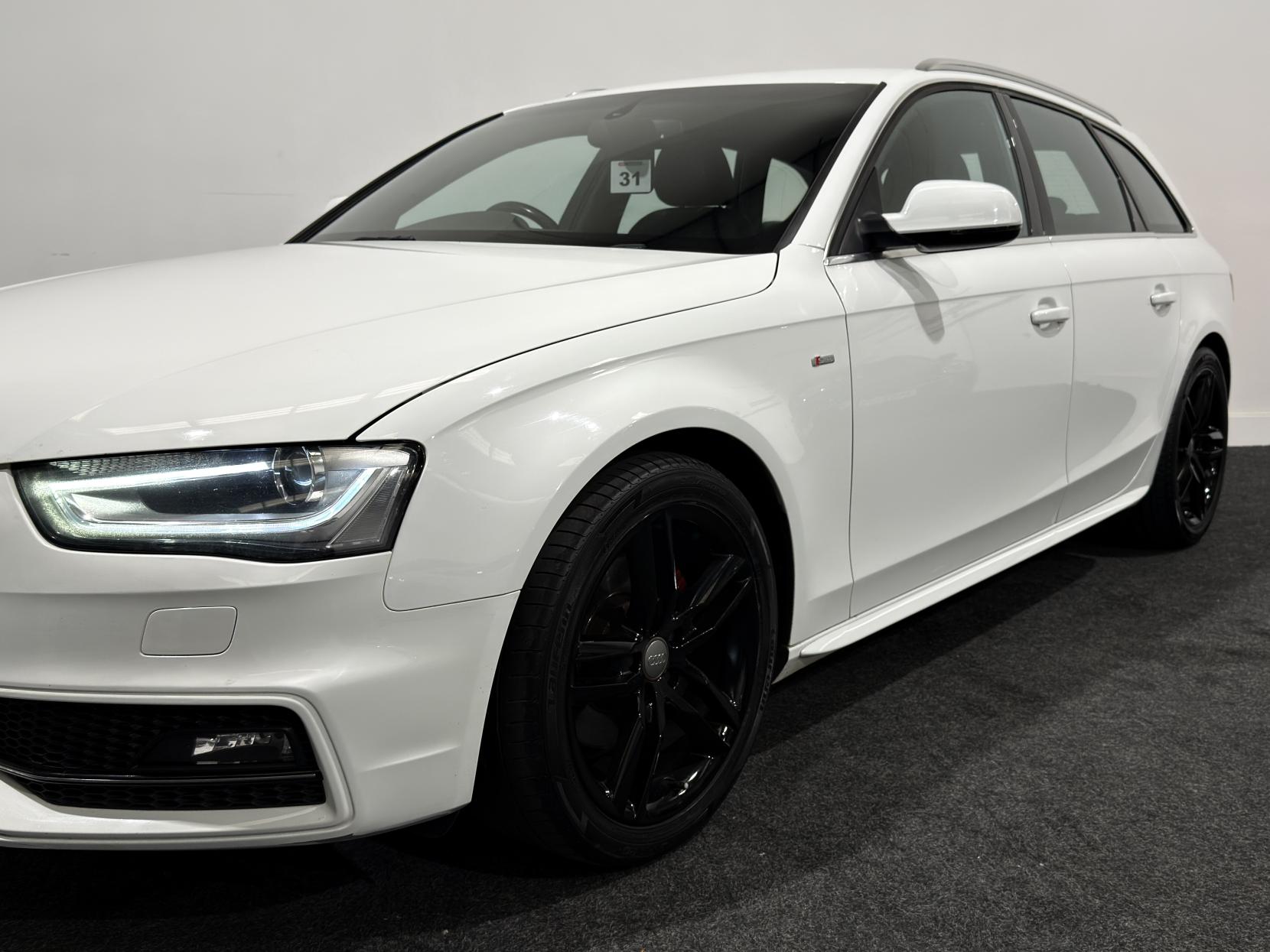 Audi A4 Avant 2.0 TDI S line Estate 5dr Diesel Manual Euro 5 (s/s) (177 ps)
