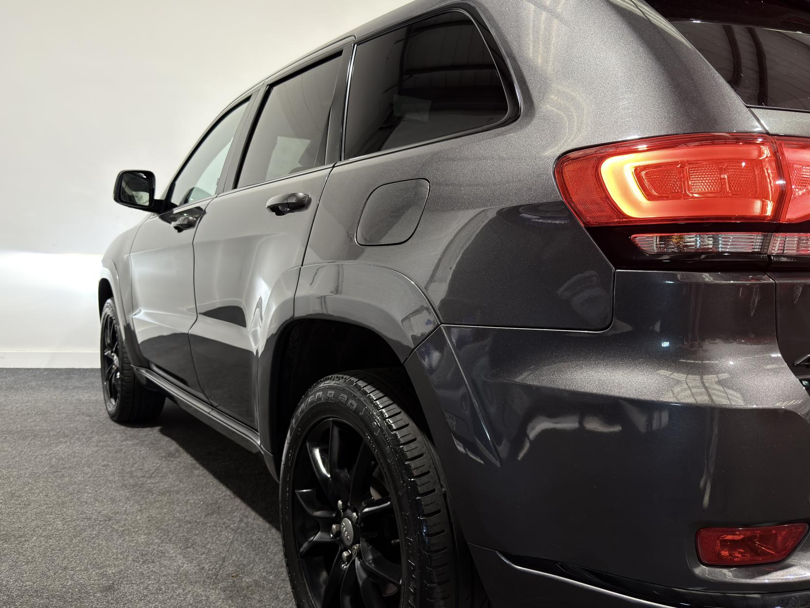 Jeep Grand Cherokee 3.0 V6 CRD Summit SUV 5dr Diesel Auto 4WD Euro 6 (247 bhp)