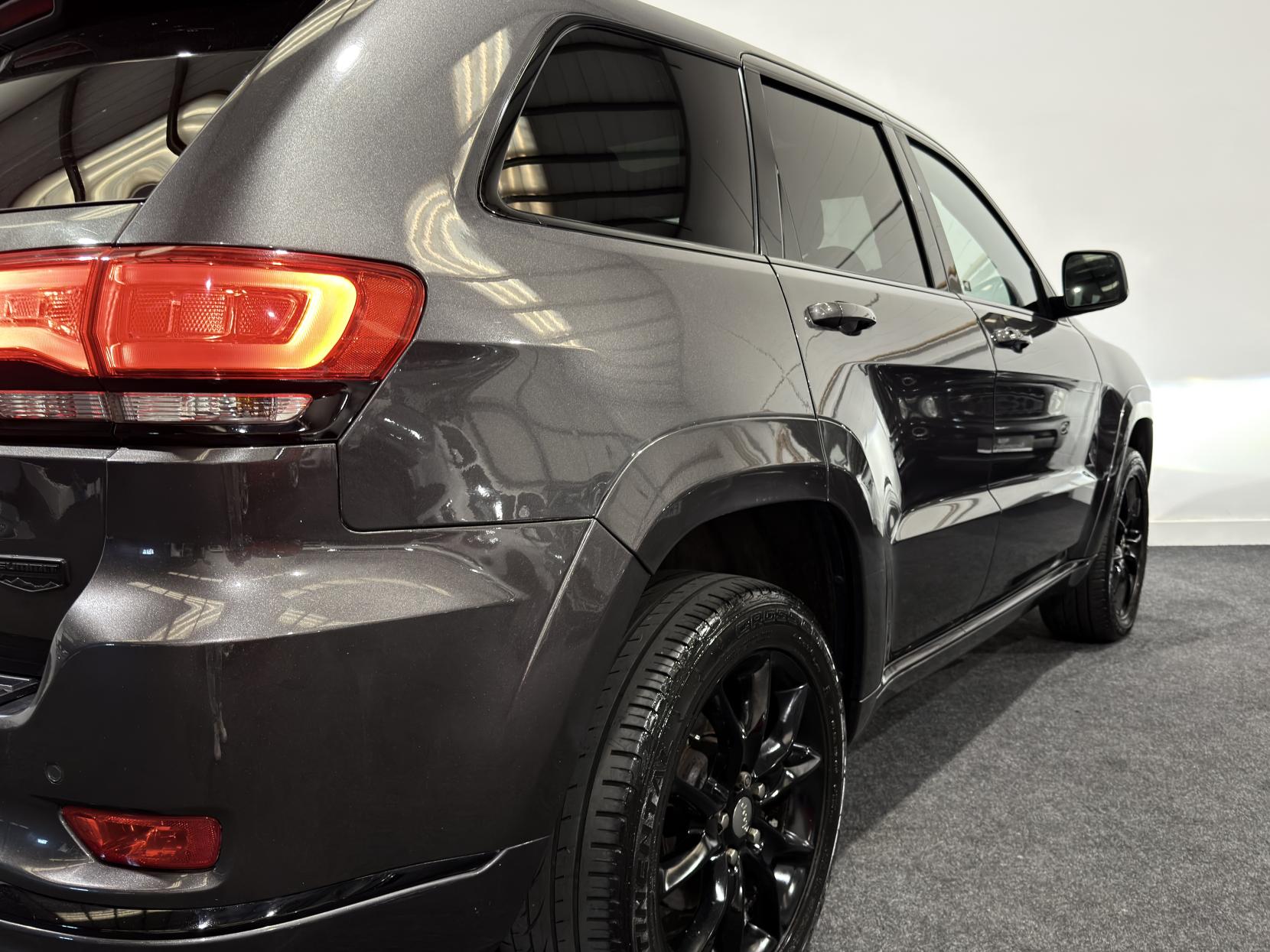 Jeep Grand Cherokee 3.0 V6 CRD Summit SUV 5dr Diesel Auto 4WD Euro 6 (247 bhp)