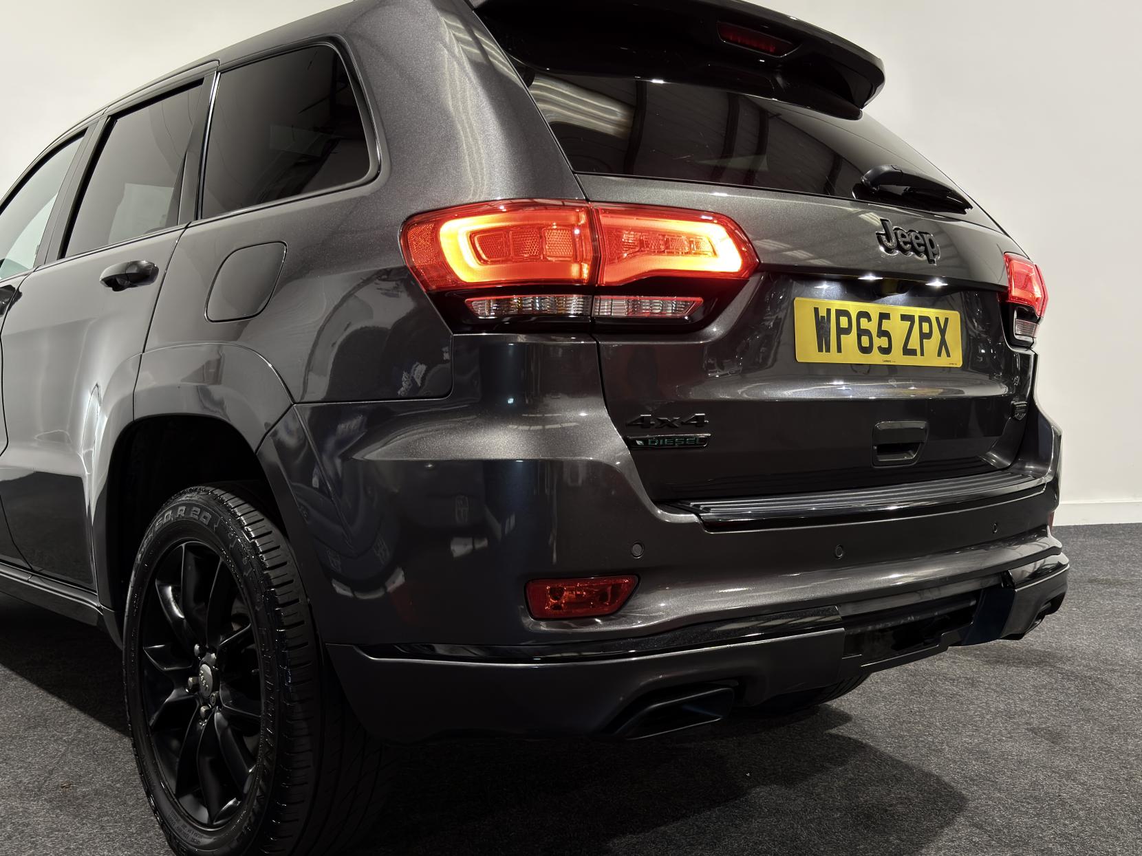 Jeep Grand Cherokee 3.0 V6 CRD Summit SUV 5dr Diesel Auto 4WD Euro 6 (247 bhp)