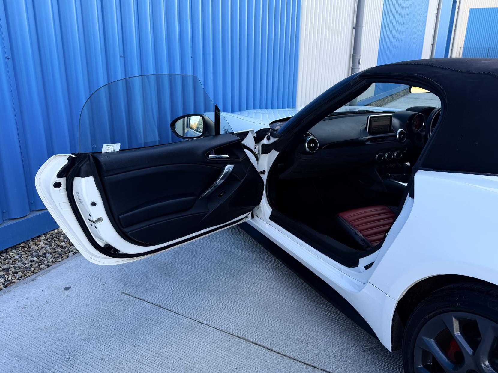 Abarth 124 Spider 1.4 MultiAir Convertible 2dr Petrol Manual Euro 6 (170 ps)