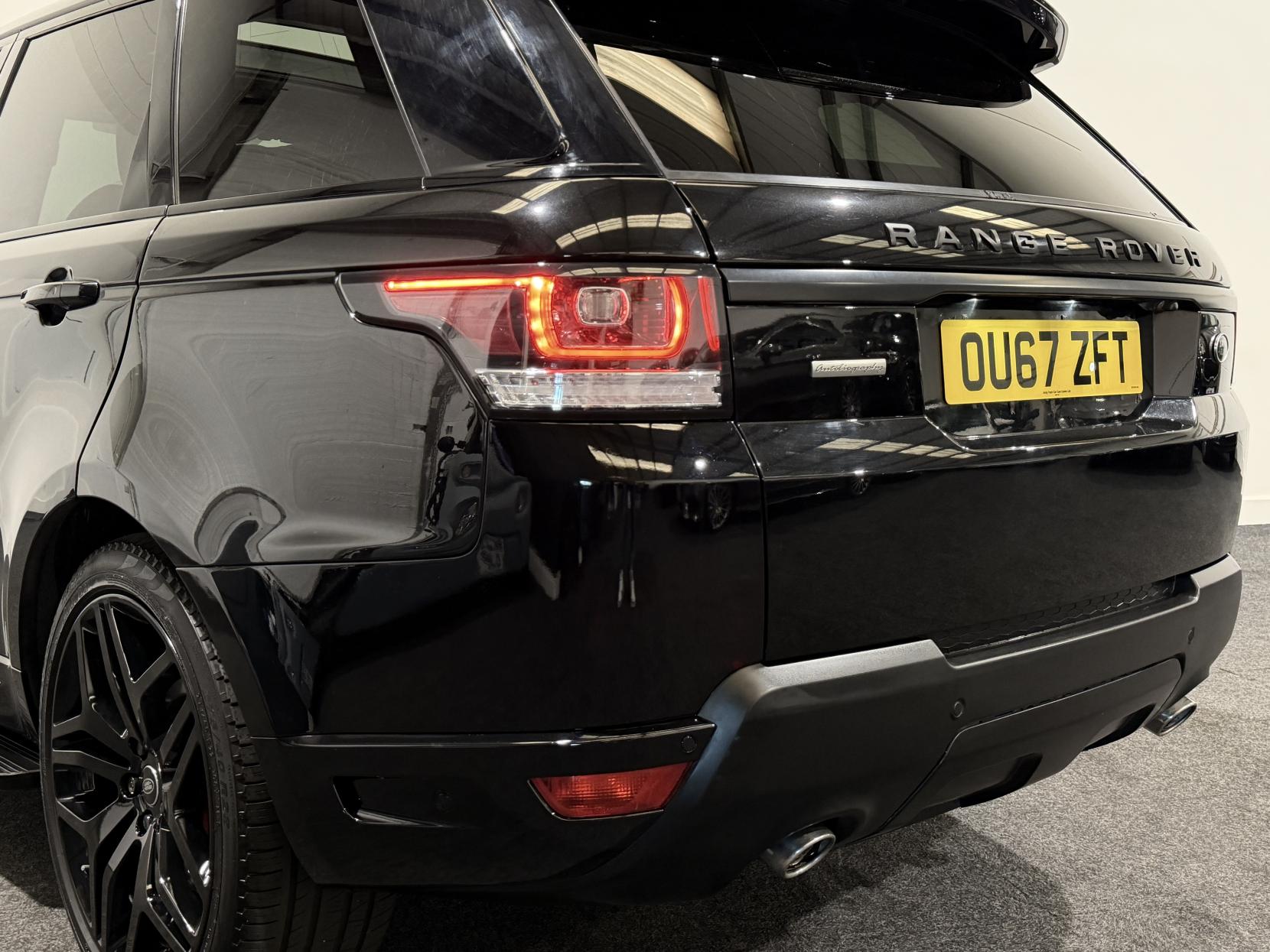 Land Rover Range Rover Sport 4.4 SD V8 Autobiography Dynamic SUV 5dr Diesel Auto 4WD Euro 6 (s/s) (339 ps)