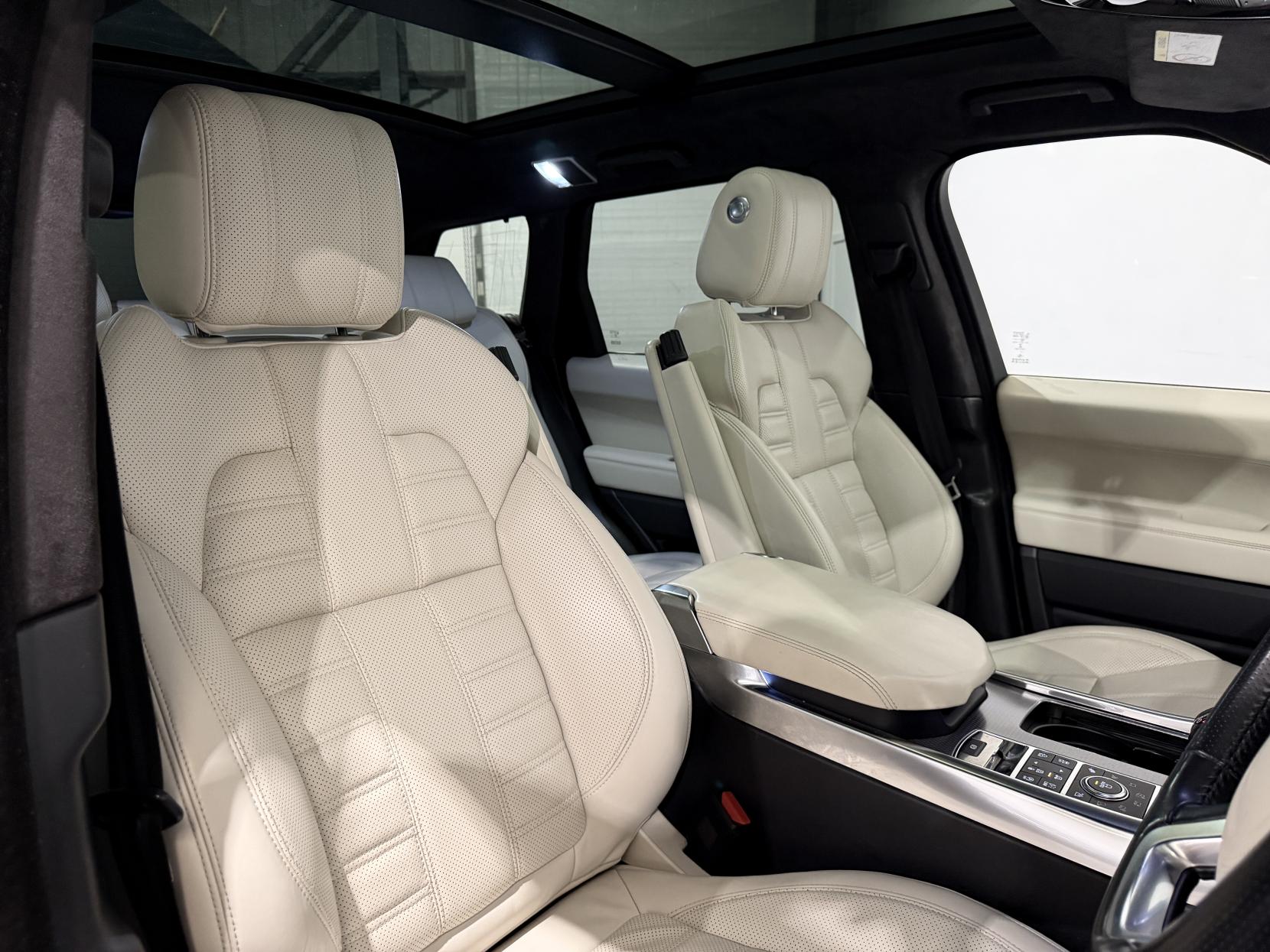 Land Rover Range Rover Sport 4.4 SD V8 Autobiography Dynamic SUV 5dr Diesel Auto 4WD Euro 6 (s/s) (339 ps)