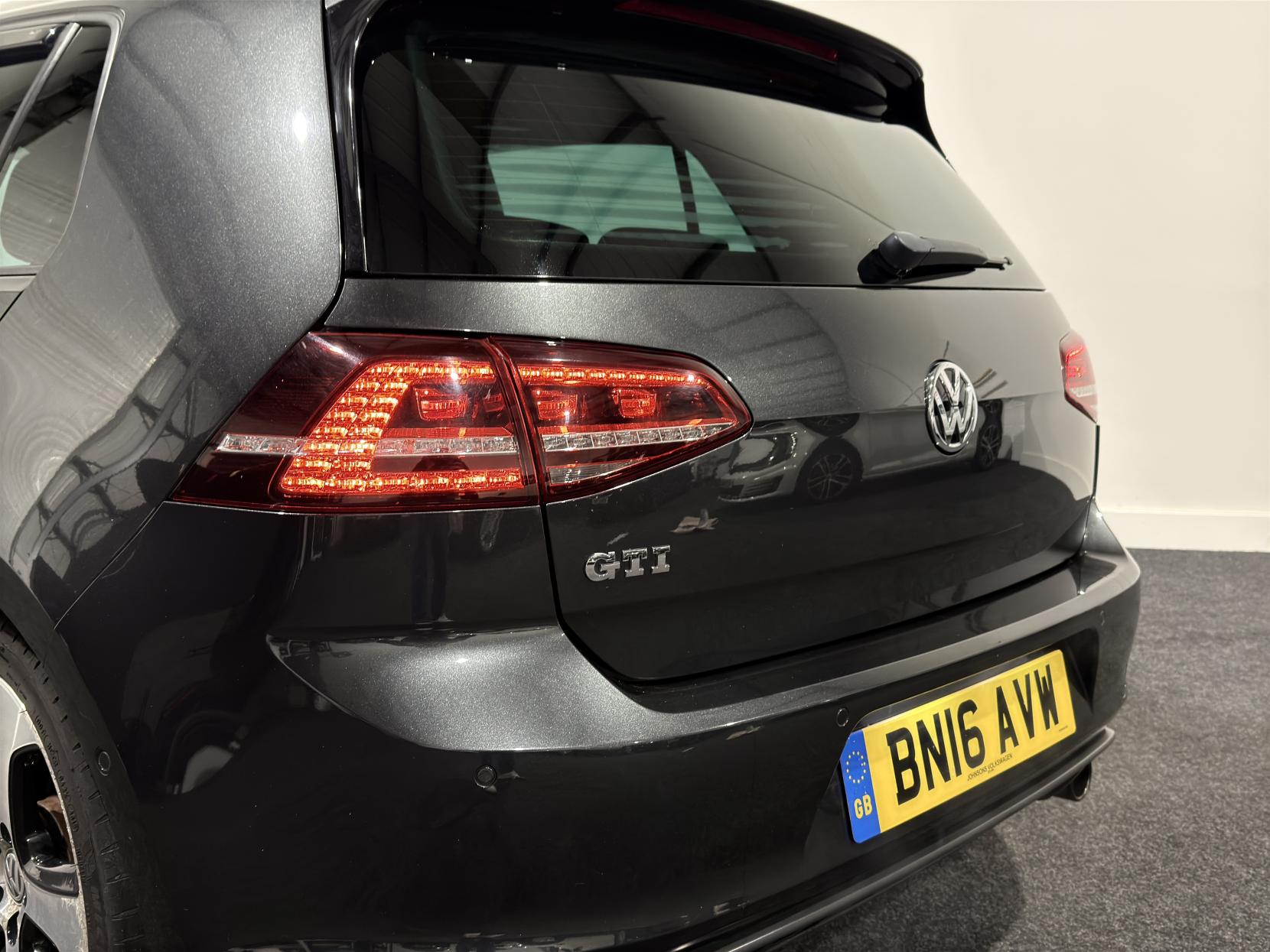 Volkswagen Golf 2.0 TSI BlueMotion Tech GTI Hatchback 5dr Petrol Manual Euro 6 (s/s) (220 ps)