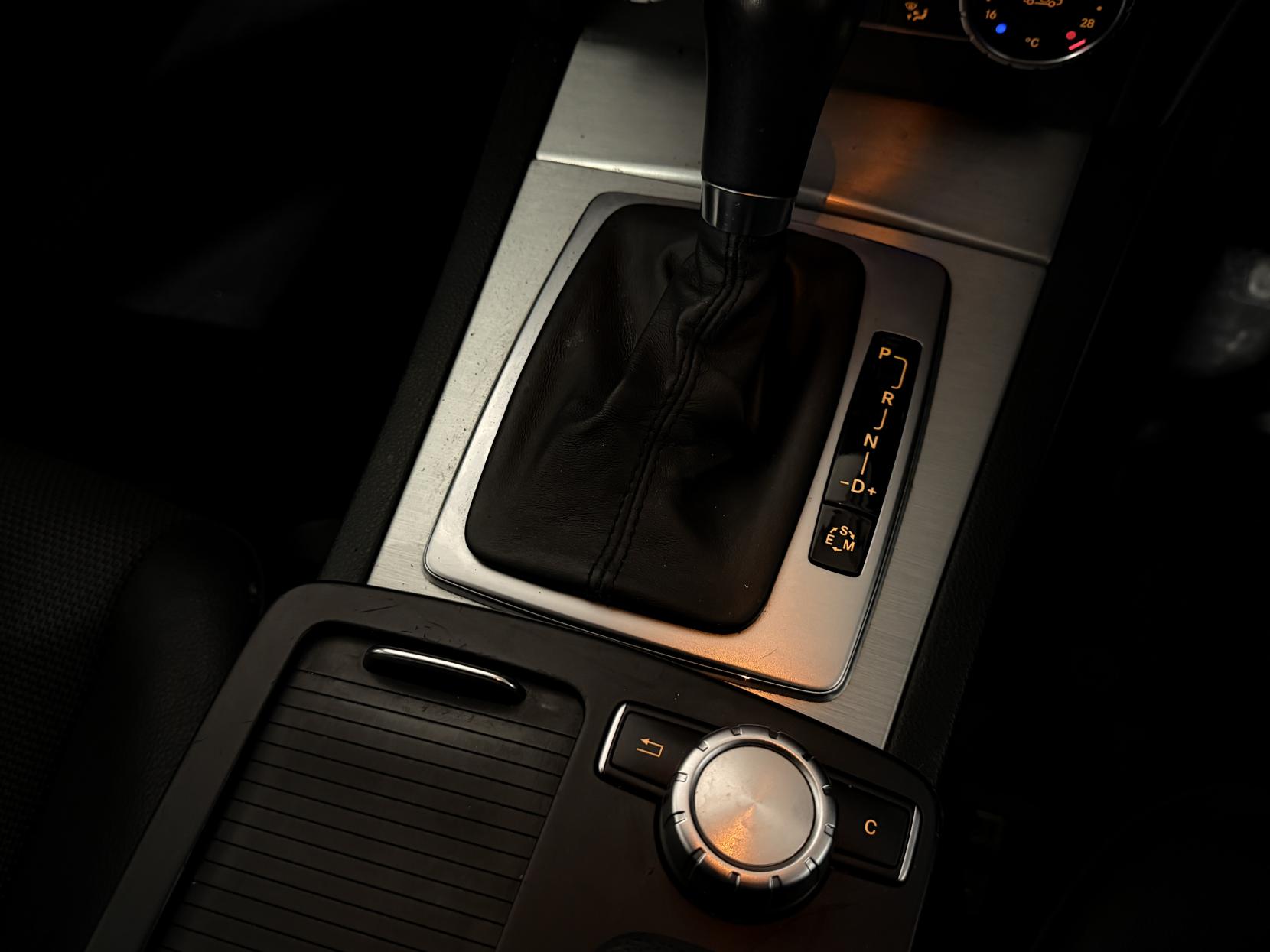 Mercedes-Benz C Class 2.1 C250 CDI BlueEfficiency Sport Saloon 4dr Diesel G-Tronic+ Euro 5 (s/s) (204 ps)