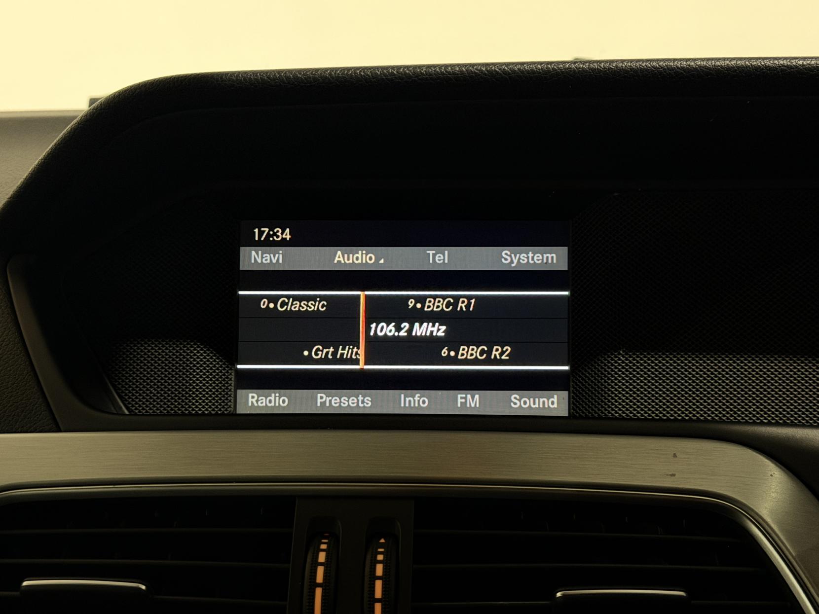 Mercedes-Benz C Class 2.1 C250 CDI BlueEfficiency Sport Saloon 4dr Diesel G-Tronic+ Euro 5 (s/s) (204 ps)