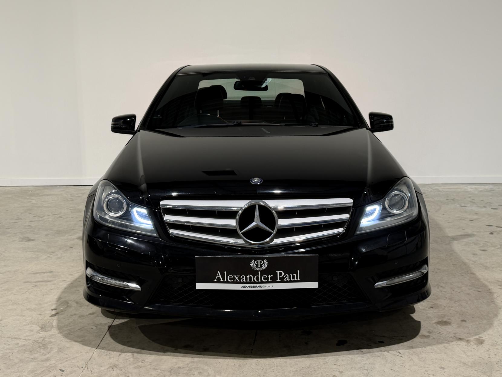 Mercedes-Benz C Class 2.1 C250 CDI BlueEfficiency Sport Saloon 4dr Diesel G-Tronic+ Euro 5 (s/s) (204 ps)