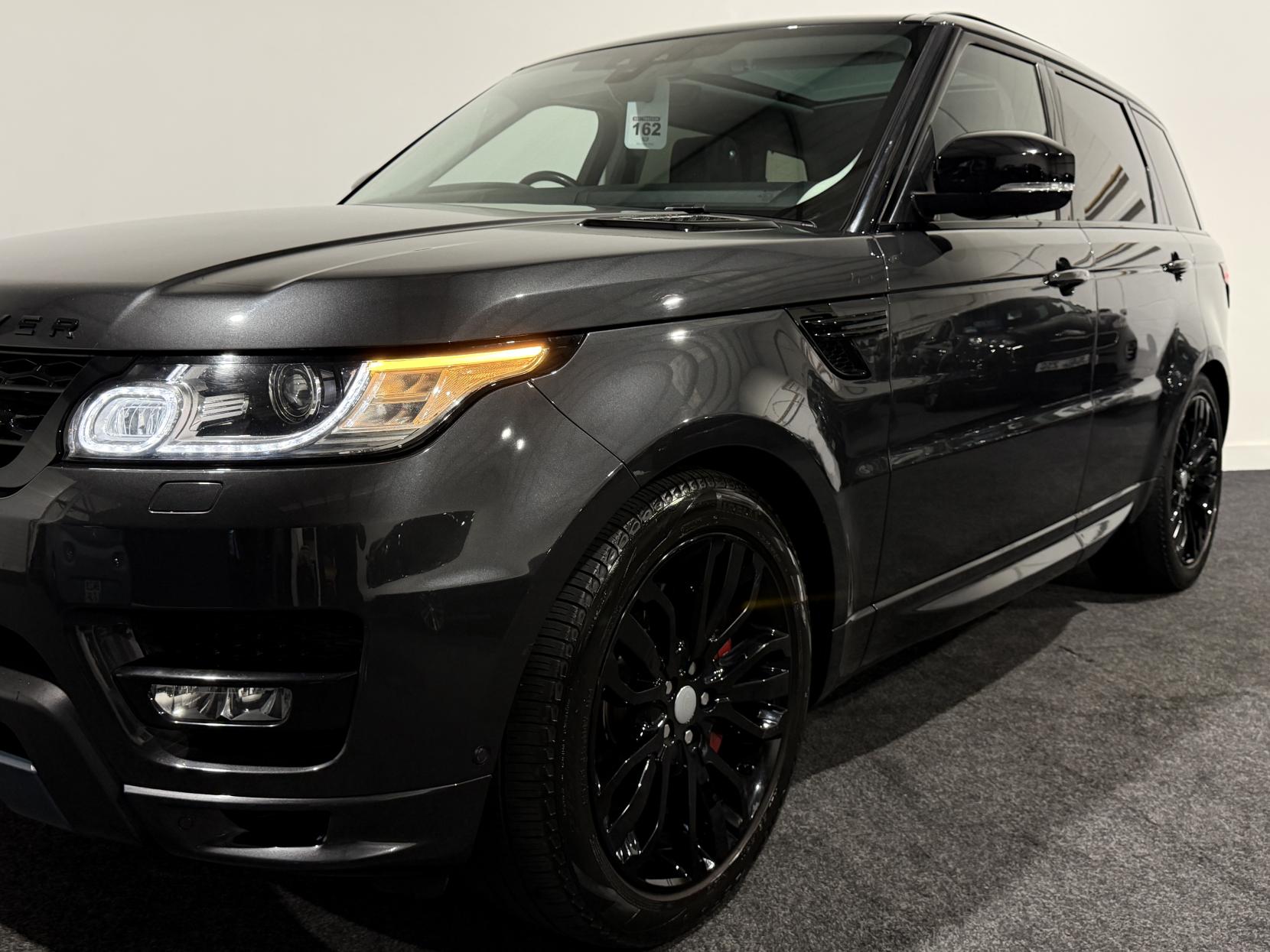 Land Rover Range Rover Sport 3.0 SD V6 Autobiography Dynamic SUV 5dr Diesel Auto 4WD Euro 6 (s/s) (306 ps)