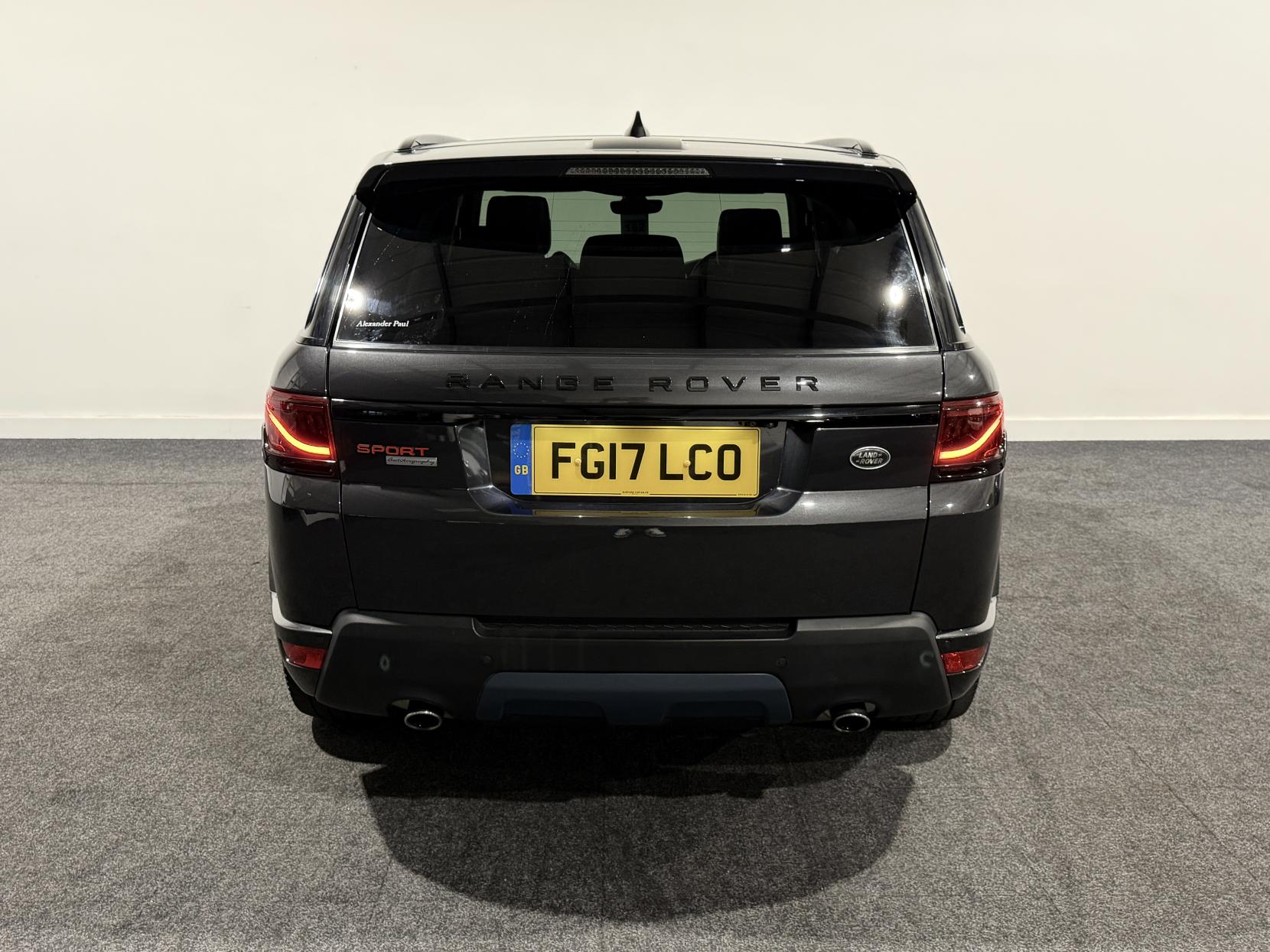 Land Rover Range Rover Sport 3.0 SD V6 Autobiography Dynamic SUV 5dr Diesel Auto 4WD Euro 6 (s/s) (306 ps)