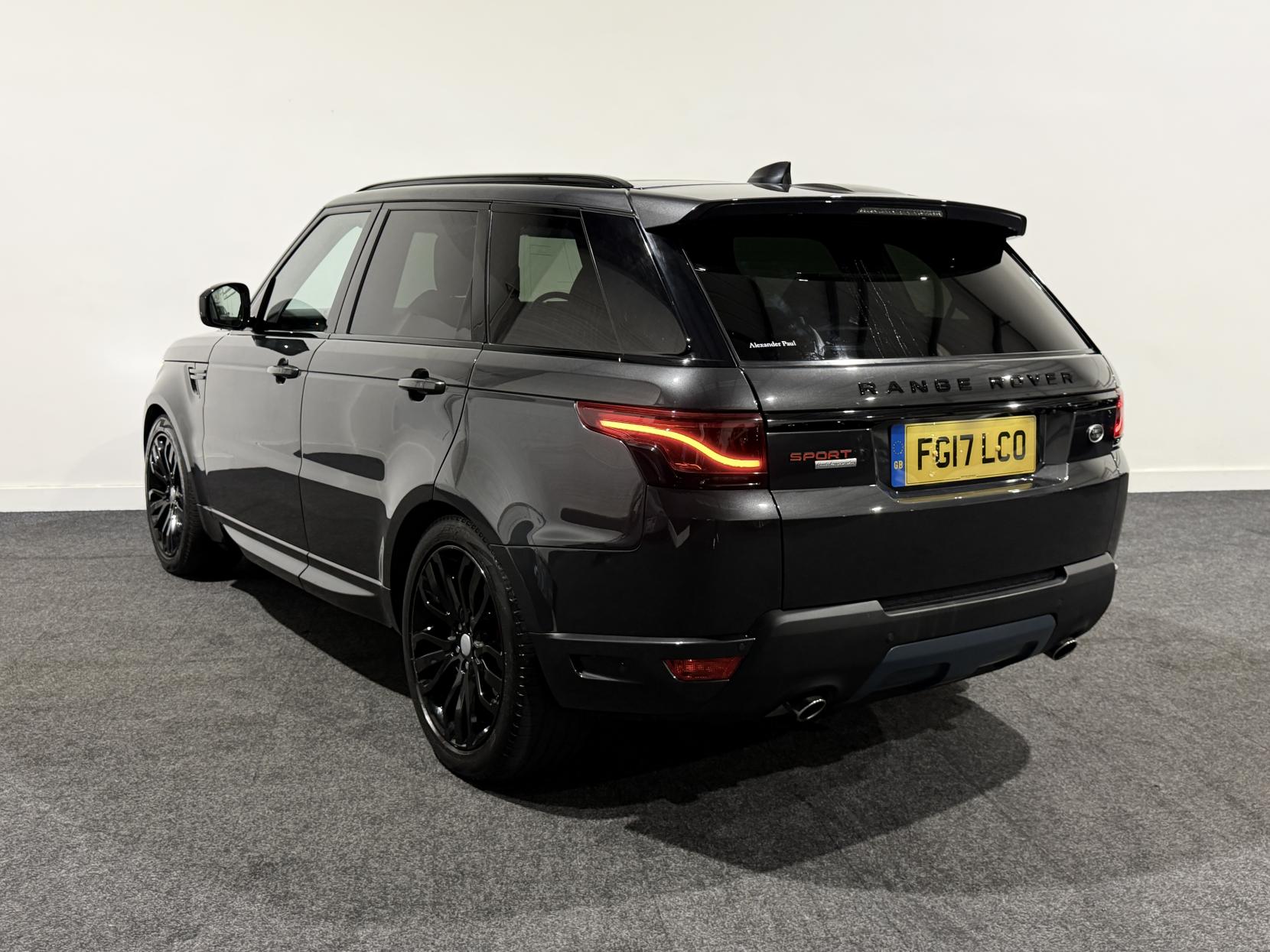Land Rover Range Rover Sport 3.0 SD V6 Autobiography Dynamic SUV 5dr Diesel Auto 4WD Euro 6 (s/s) (306 ps)