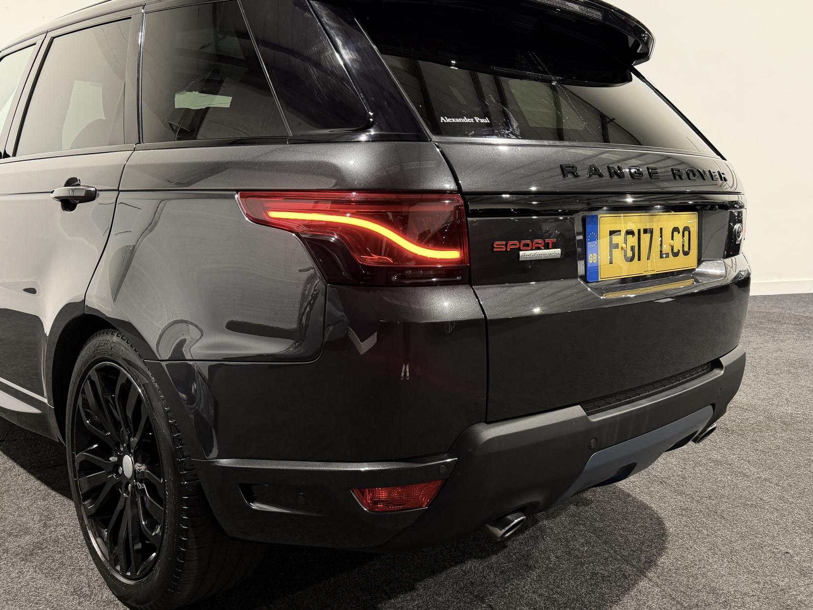 Land Rover Range Rover Sport 3.0 SD V6 Autobiography Dynamic SUV 5dr Diesel Auto 4WD Euro 6 (s/s) (306 ps)