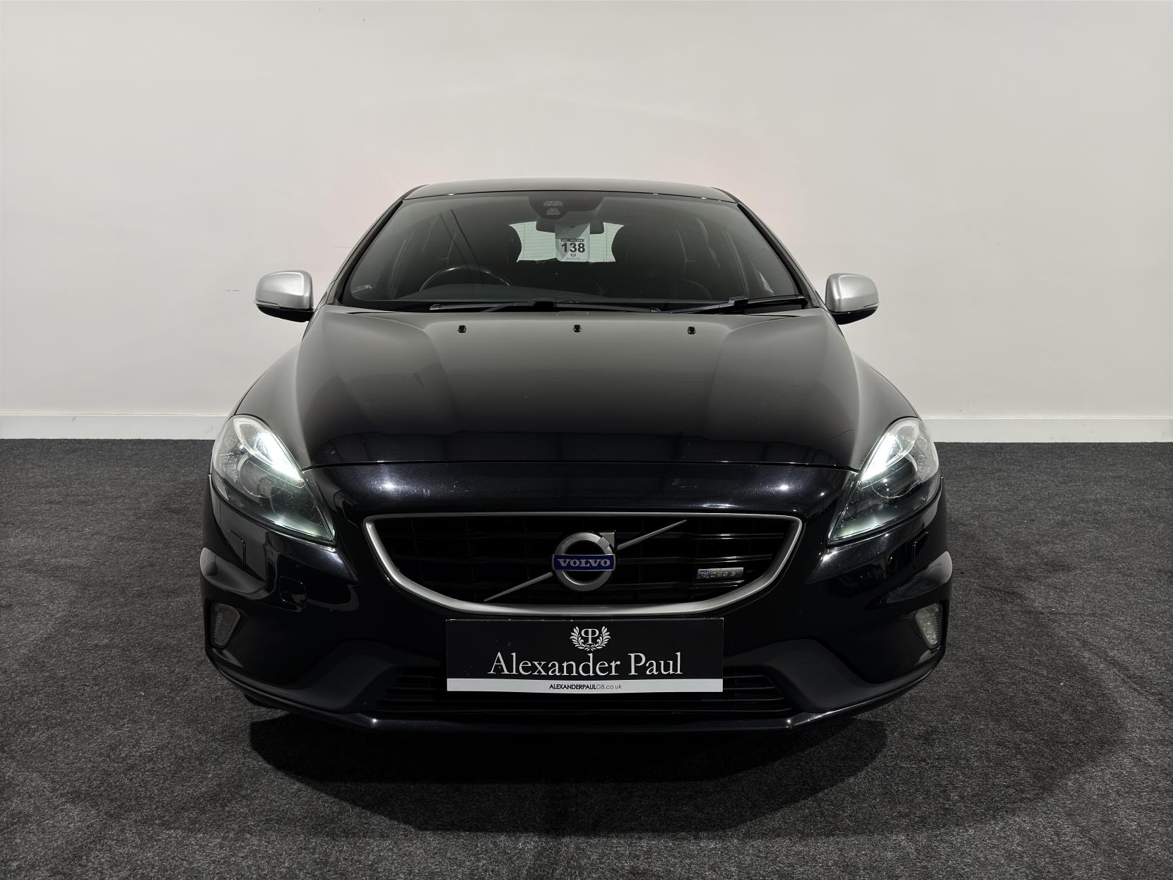 Volvo V40 2.0 D4 R-Design Lux Nav Hatchback 5dr Diesel Geartronic Euro 6 (s/s) (190 ps)