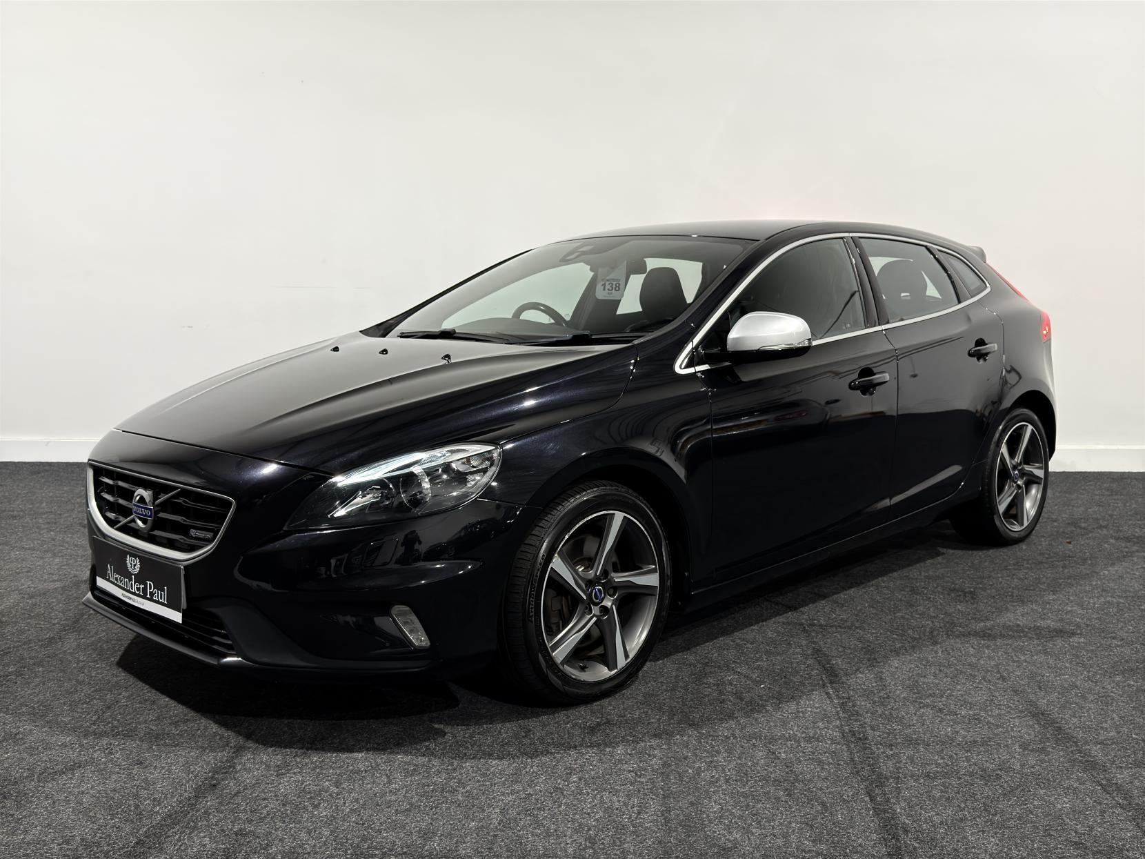 Volvo V40 2.0 D4 R-Design Lux Nav Hatchback 5dr Diesel Geartronic Euro 6 (s/s) (190 ps)