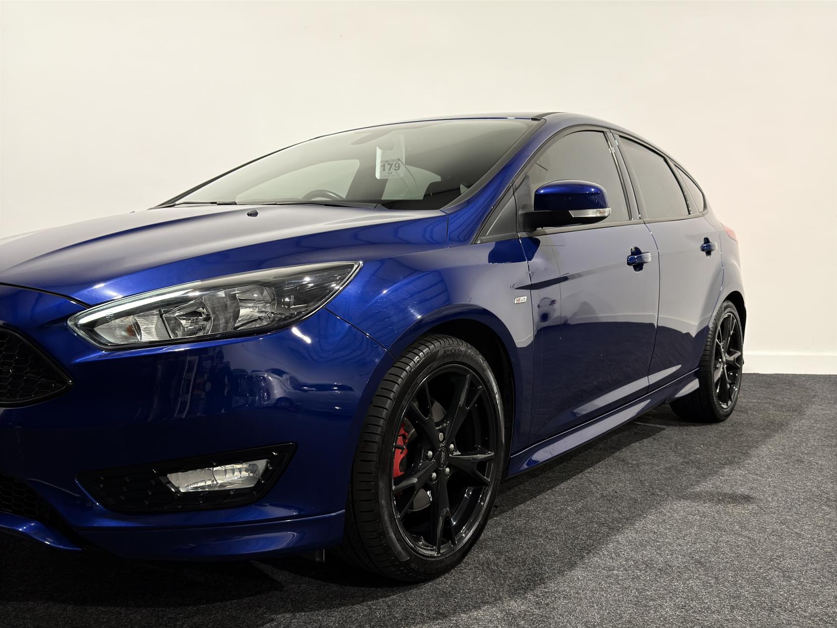 Ford Focus 1.5T EcoBoost ST-Line X Hatchback 5dr Petrol Manual Euro 6 (s/s) (182 ps)