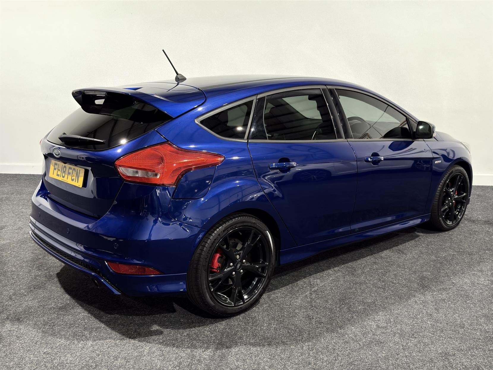 Ford Focus 1.5T EcoBoost ST-Line X Hatchback 5dr Petrol Manual Euro 6 (s/s) (182 ps)