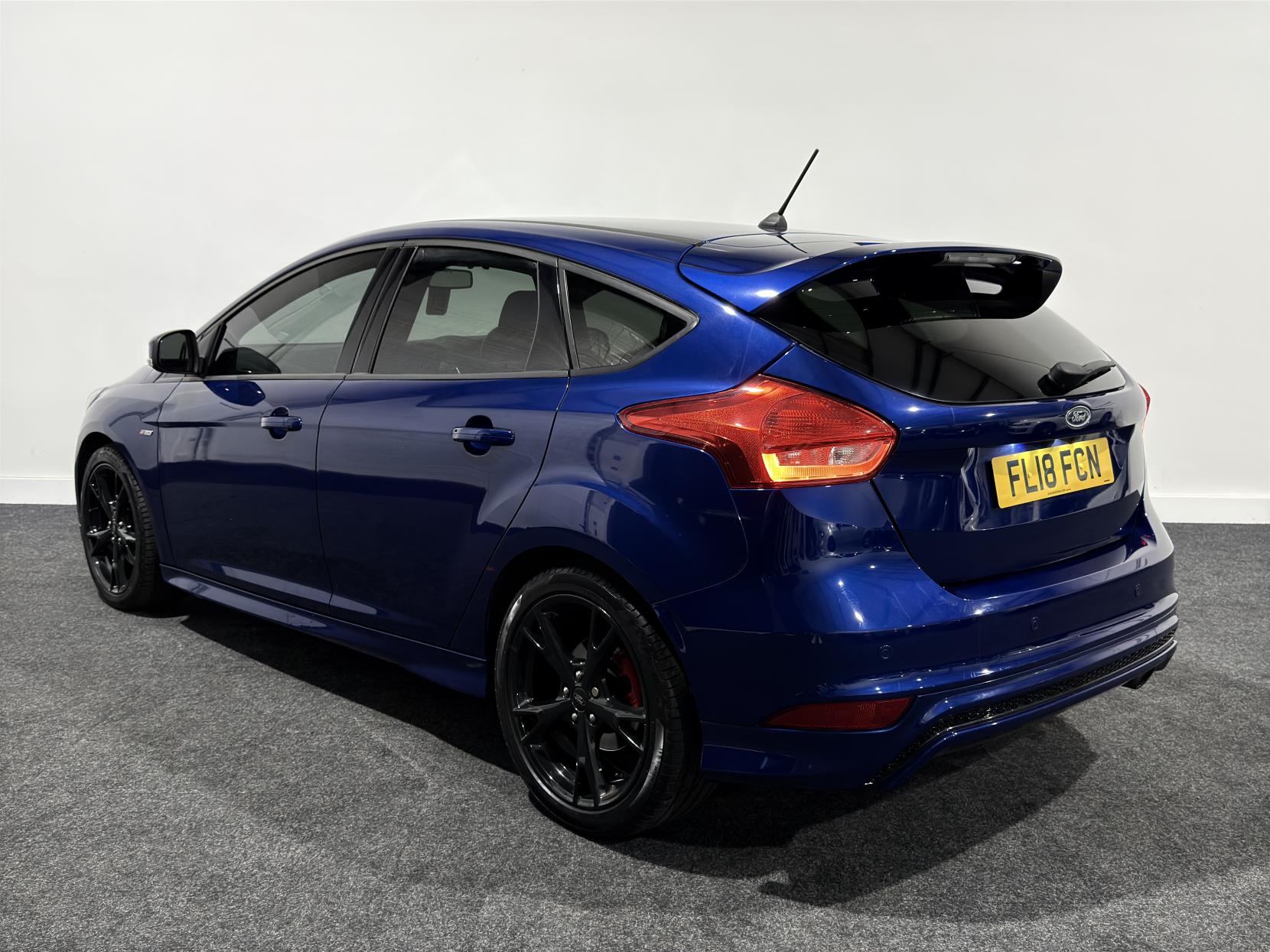 Ford Focus 1.5T EcoBoost ST-Line X Hatchback 5dr Petrol Manual Euro 6 (s/s) (182 ps)