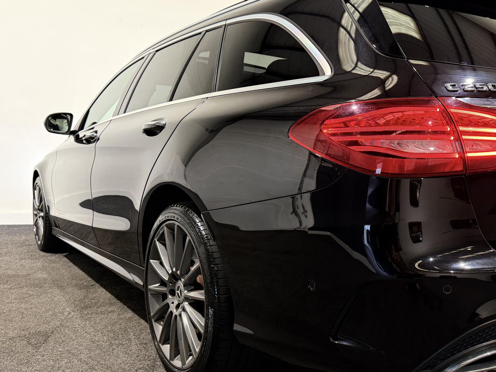 Mercedes-Benz C Class 2.1 C250d AMG Line (Premium) Estate 5dr Diesel G-Tronic+ 4MATIC Euro 6 (s/s) (204 ps)