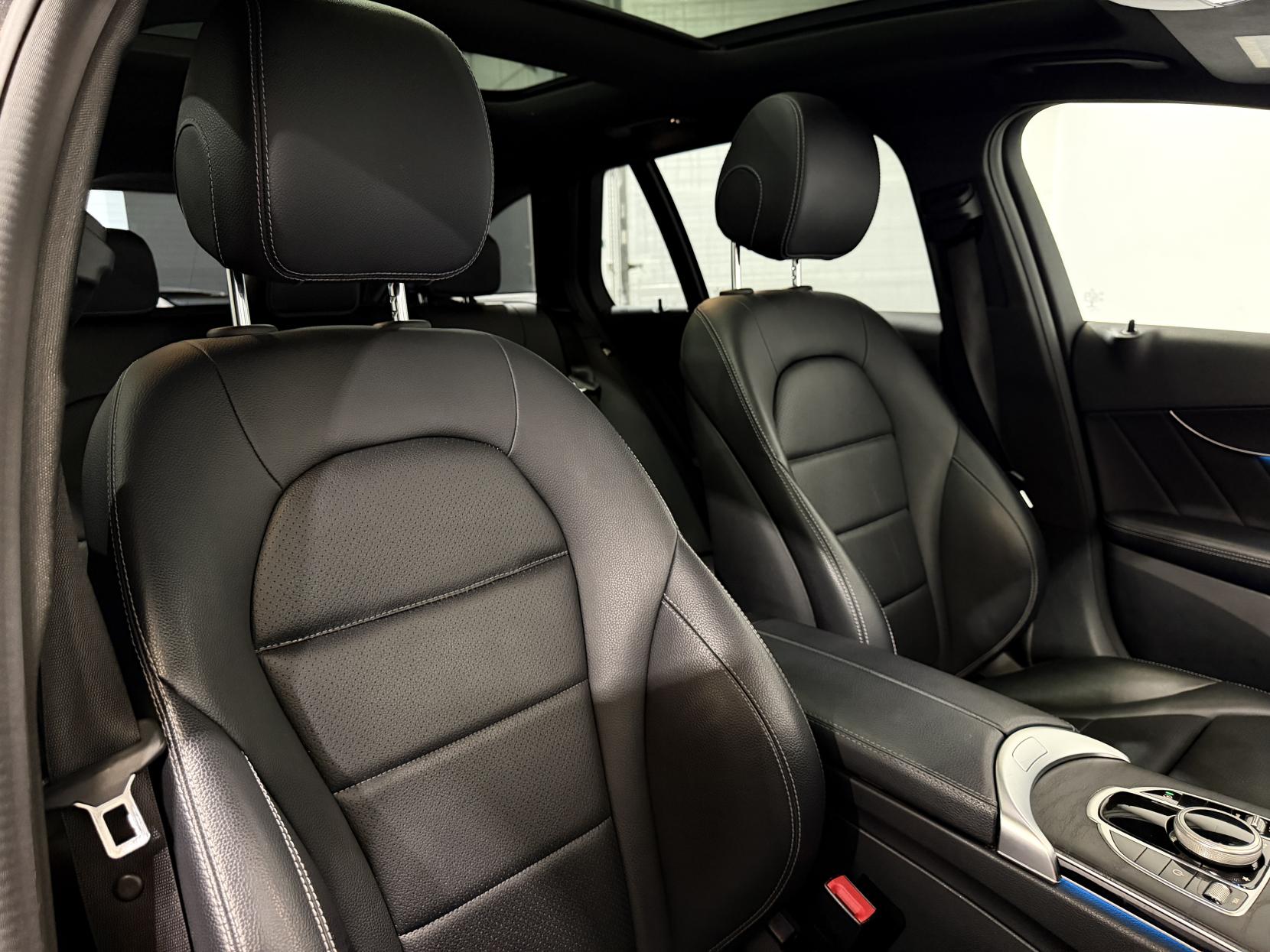 Mercedes-Benz C Class 2.1 C250d AMG Line (Premium) Estate 5dr Diesel G-Tronic+ 4MATIC Euro 6 (s/s) (204 ps)