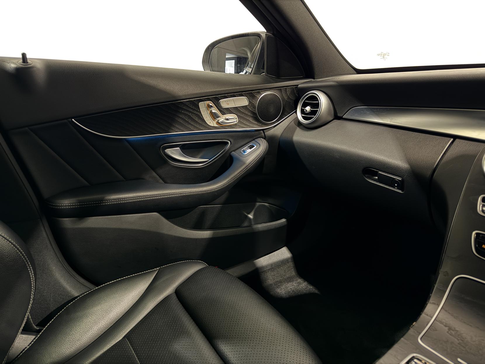 Mercedes-Benz C Class 2.1 C250d AMG Line (Premium) Estate 5dr Diesel G-Tronic+ 4MATIC Euro 6 (s/s) (204 ps)