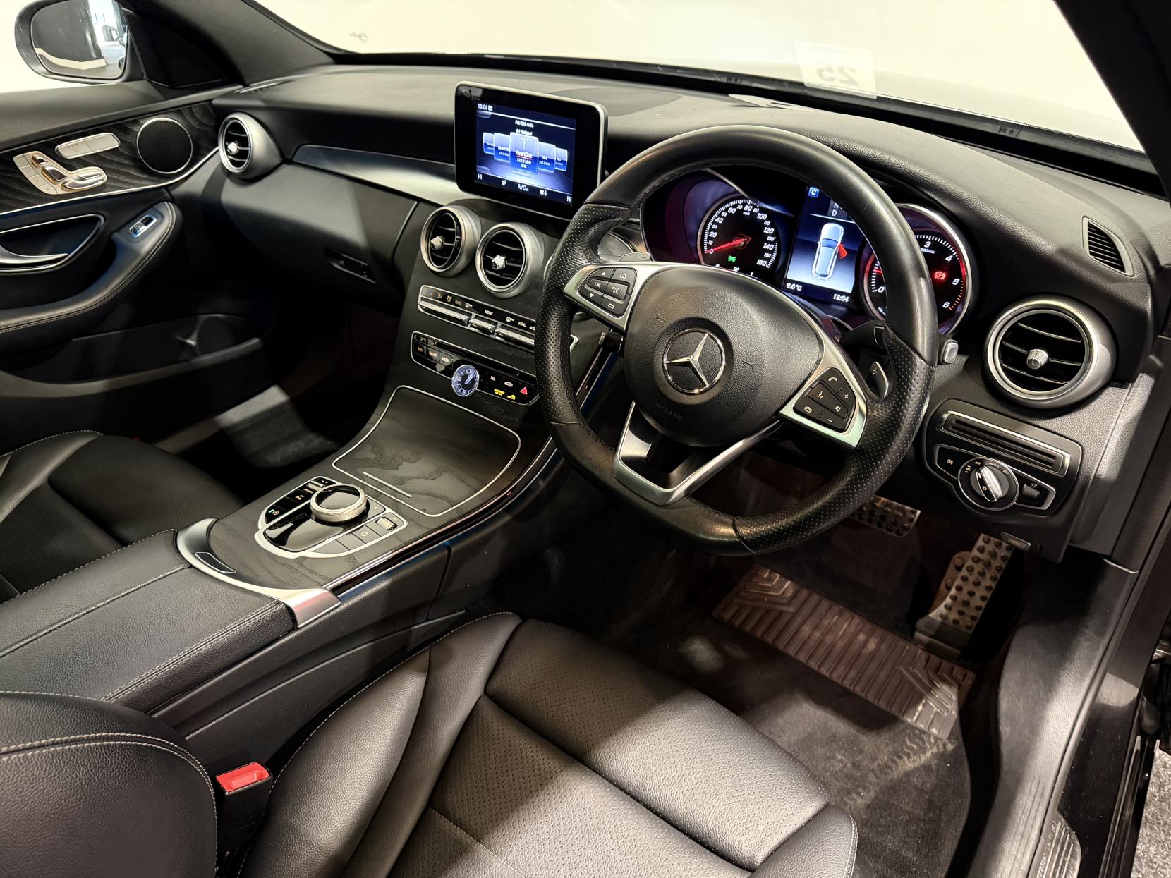 Mercedes-Benz C Class 2.1 C250d AMG Line (Premium) Estate 5dr Diesel G-Tronic+ 4MATIC Euro 6 (s/s) (204 ps)