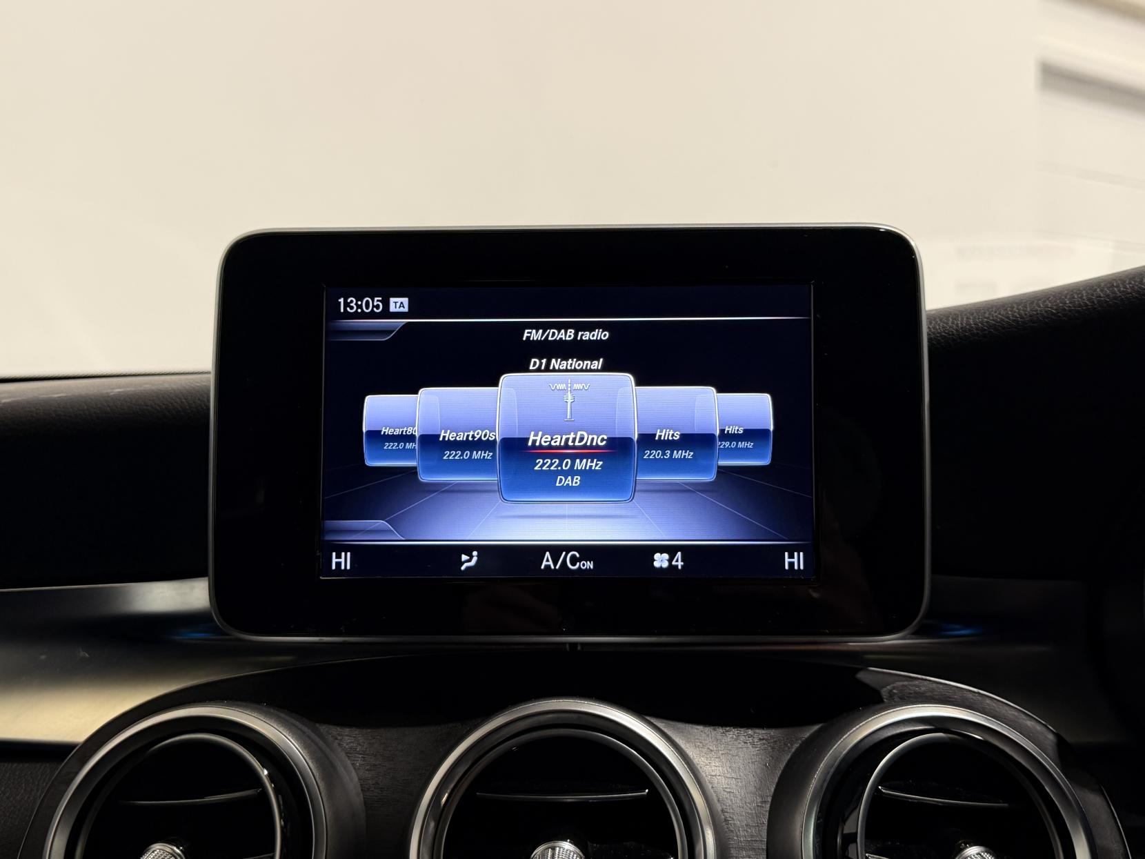 Mercedes-Benz C Class 2.1 C250d AMG Line (Premium) Estate 5dr Diesel G-Tronic+ 4MATIC Euro 6 (s/s) (204 ps)