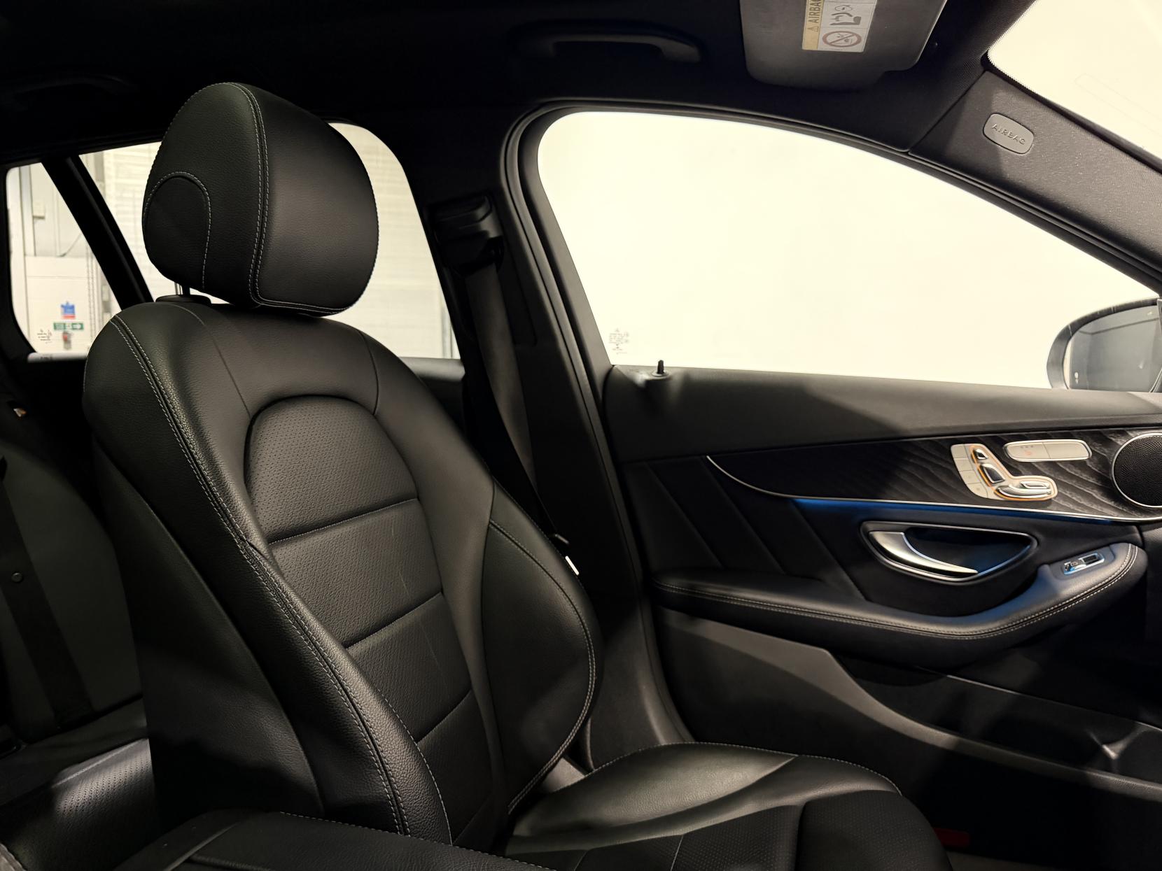 Mercedes-Benz C Class 2.1 C250d AMG Line (Premium) Estate 5dr Diesel G-Tronic+ 4MATIC Euro 6 (s/s) (204 ps)