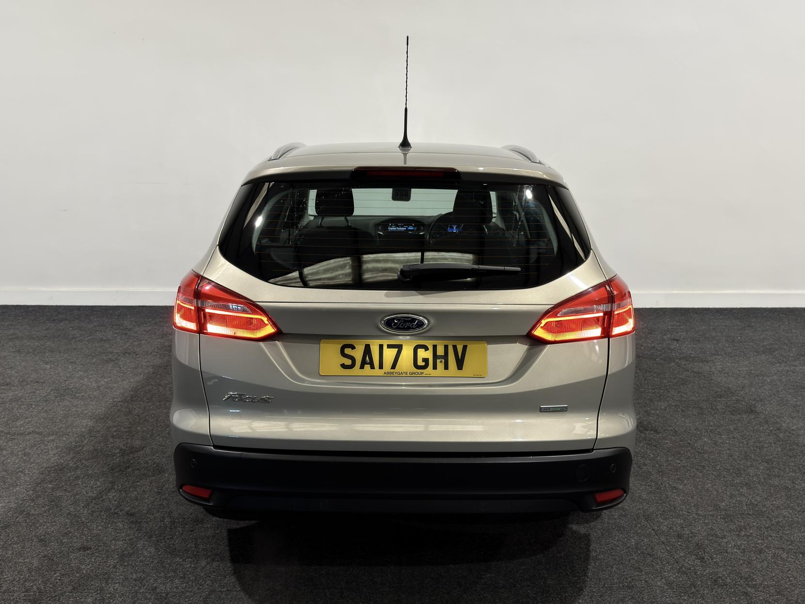 Ford Focus 1.0T EcoBoost Titanium Estate 5dr Petrol Auto Euro 6 (s/s) (125 ps)
