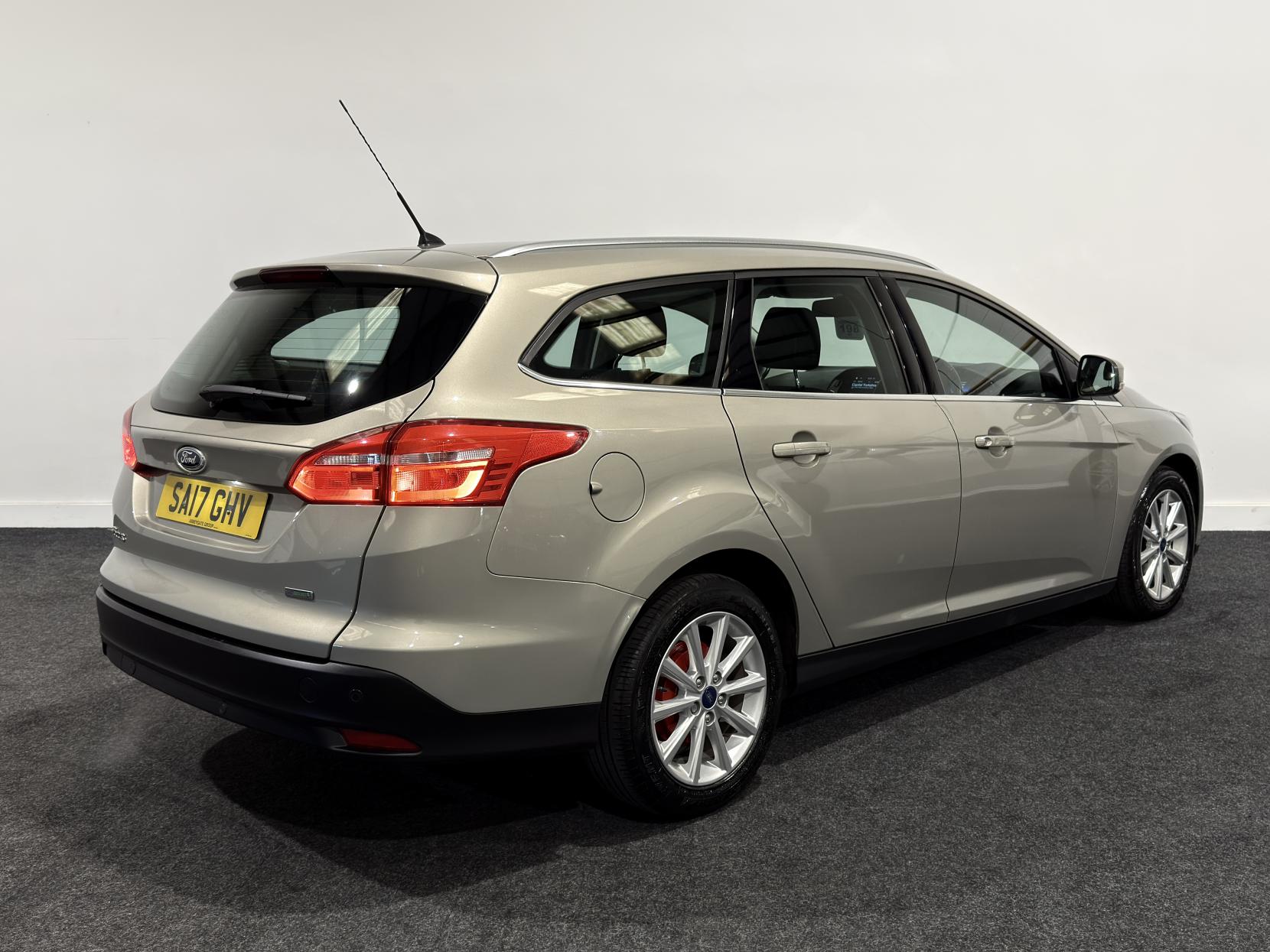 Ford Focus 1.0T EcoBoost Titanium Estate 5dr Petrol Auto Euro 6 (s/s) (125 ps)