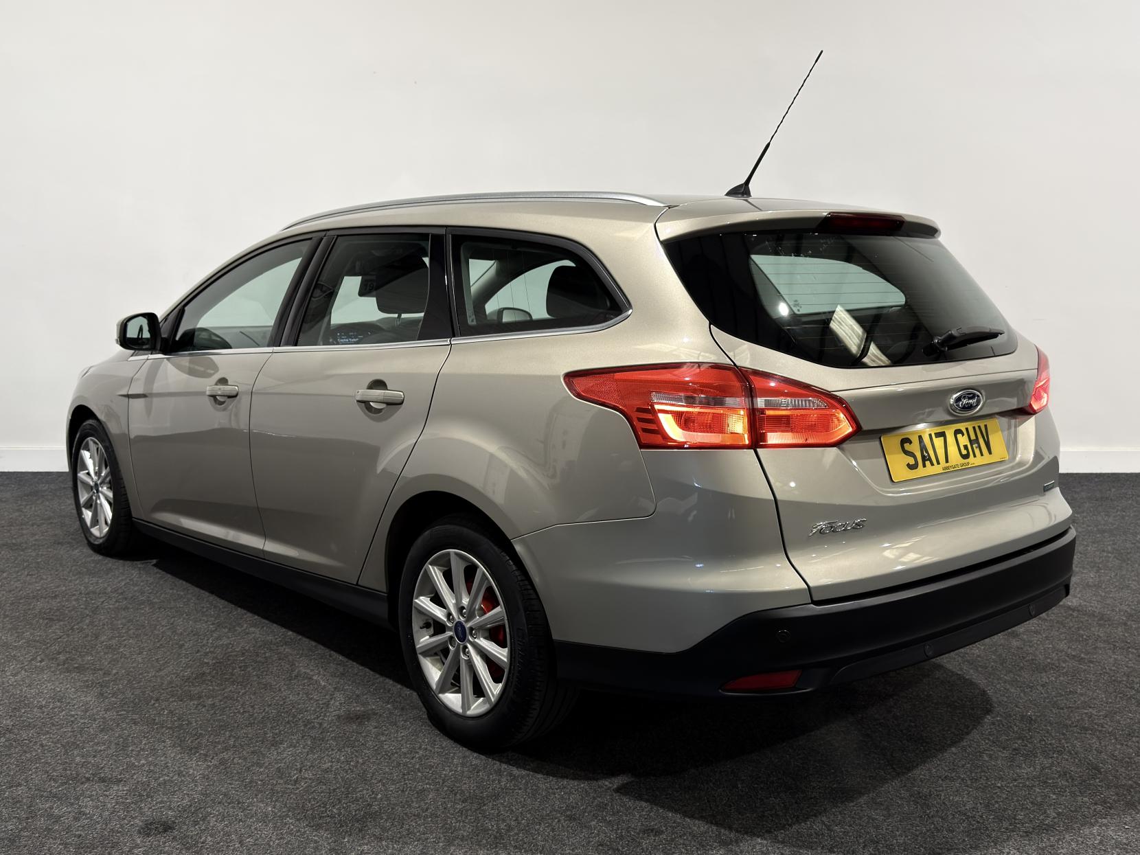 Ford Focus 1.0T EcoBoost Titanium Estate 5dr Petrol Auto Euro 6 (s/s) (125 ps)