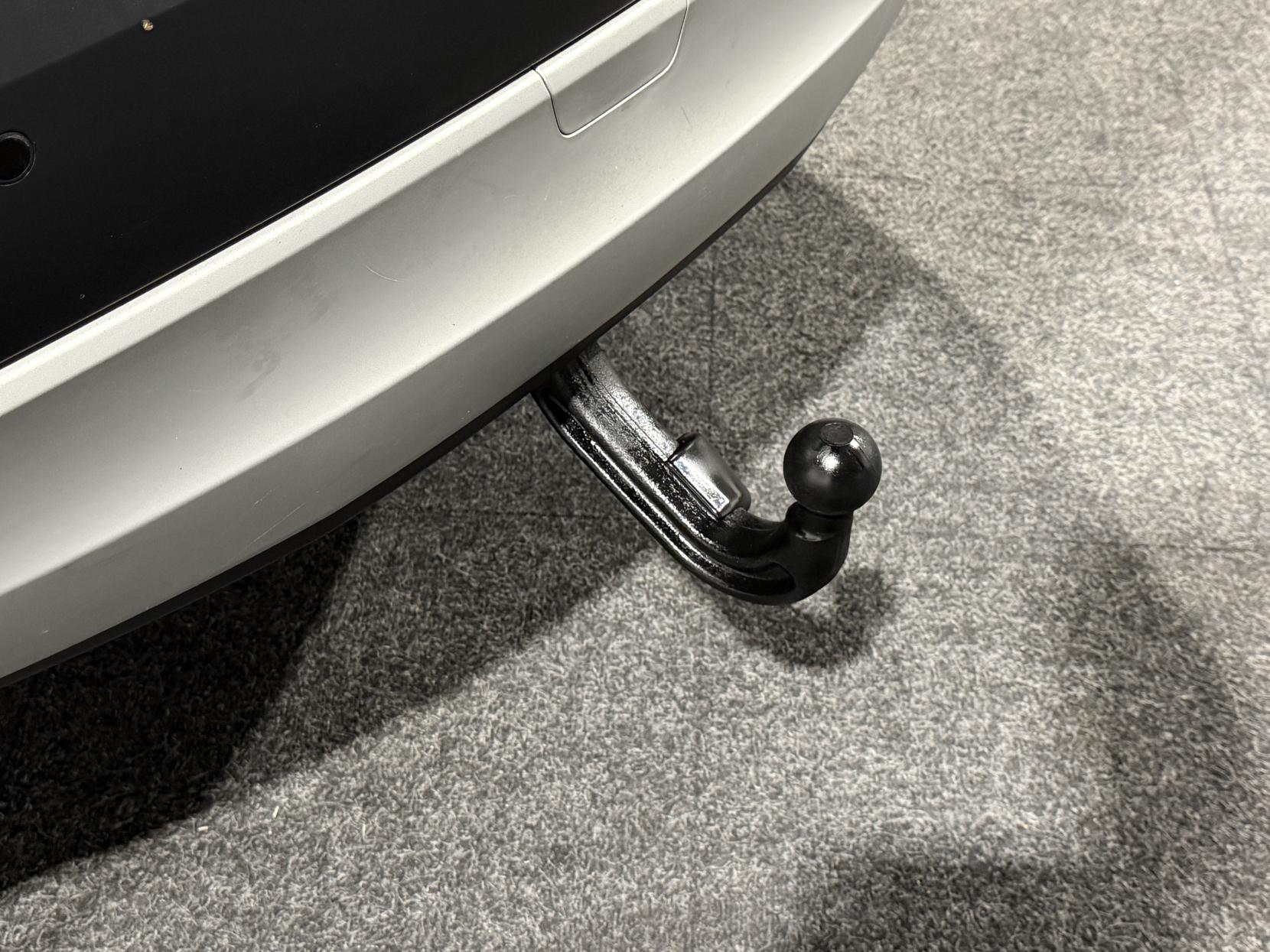 Land Rover Discovery 3.0 SD V6 HSE SUV 5dr Diesel Auto 4WD Euro 6 (s/s) (306 ps)