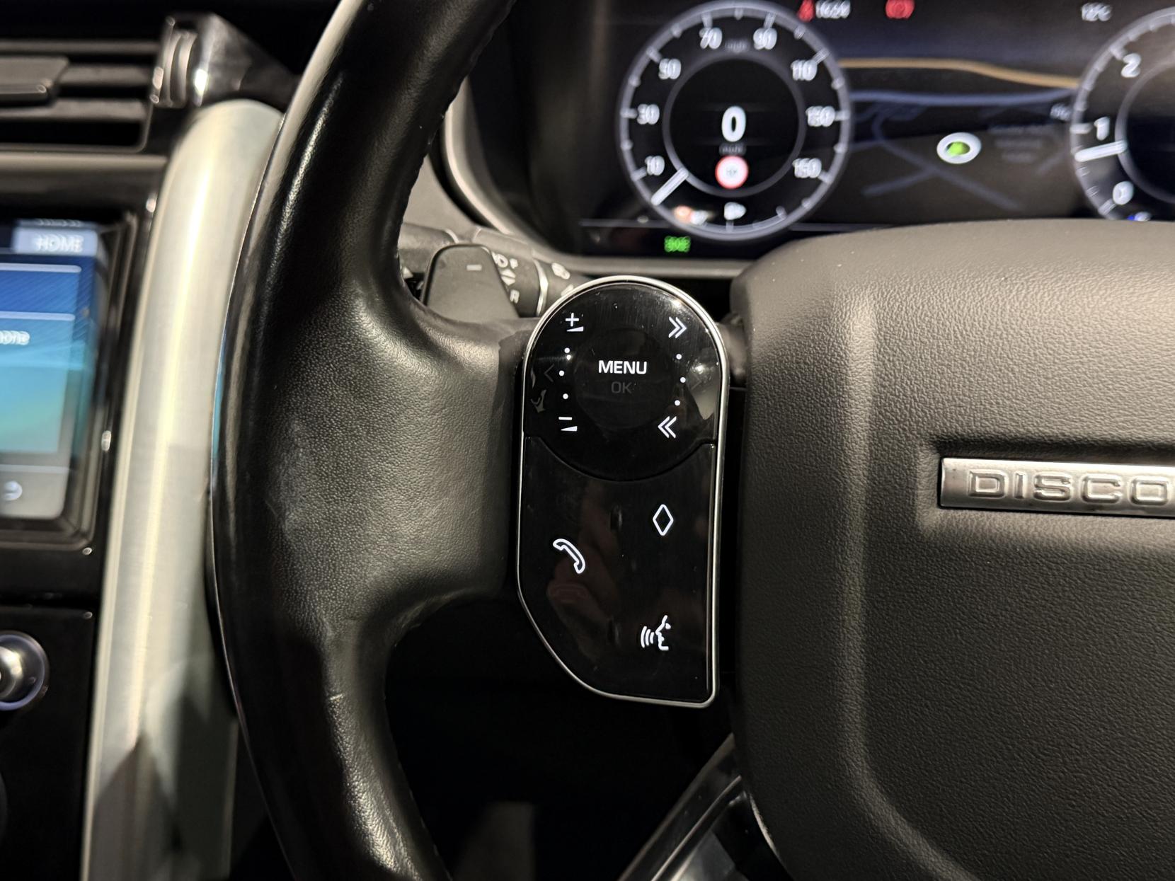 Land Rover Discovery 3.0 SD V6 HSE SUV 5dr Diesel Auto 4WD Euro 6 (s/s) (306 ps)