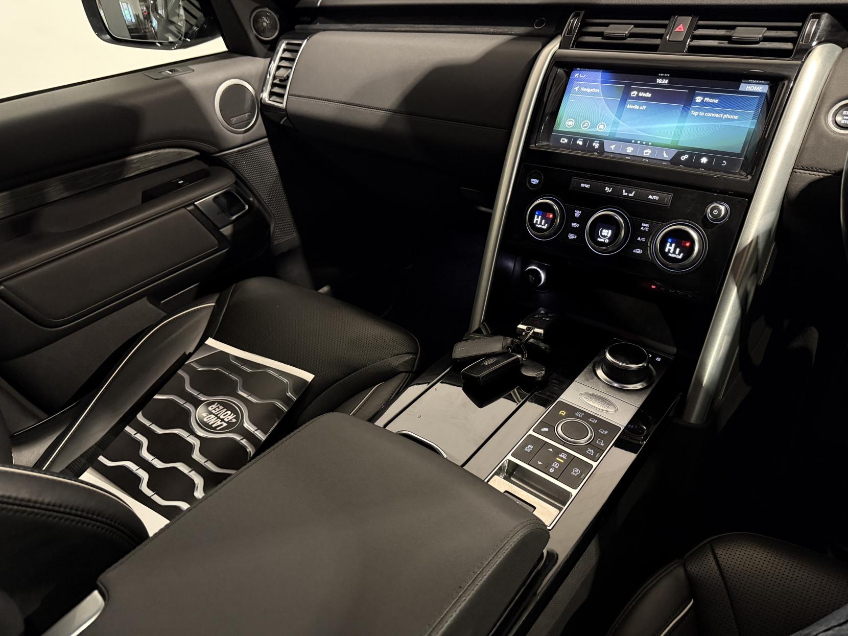 Land Rover Discovery 3.0 SD V6 HSE SUV 5dr Diesel Auto 4WD Euro 6 (s/s) (306 ps)