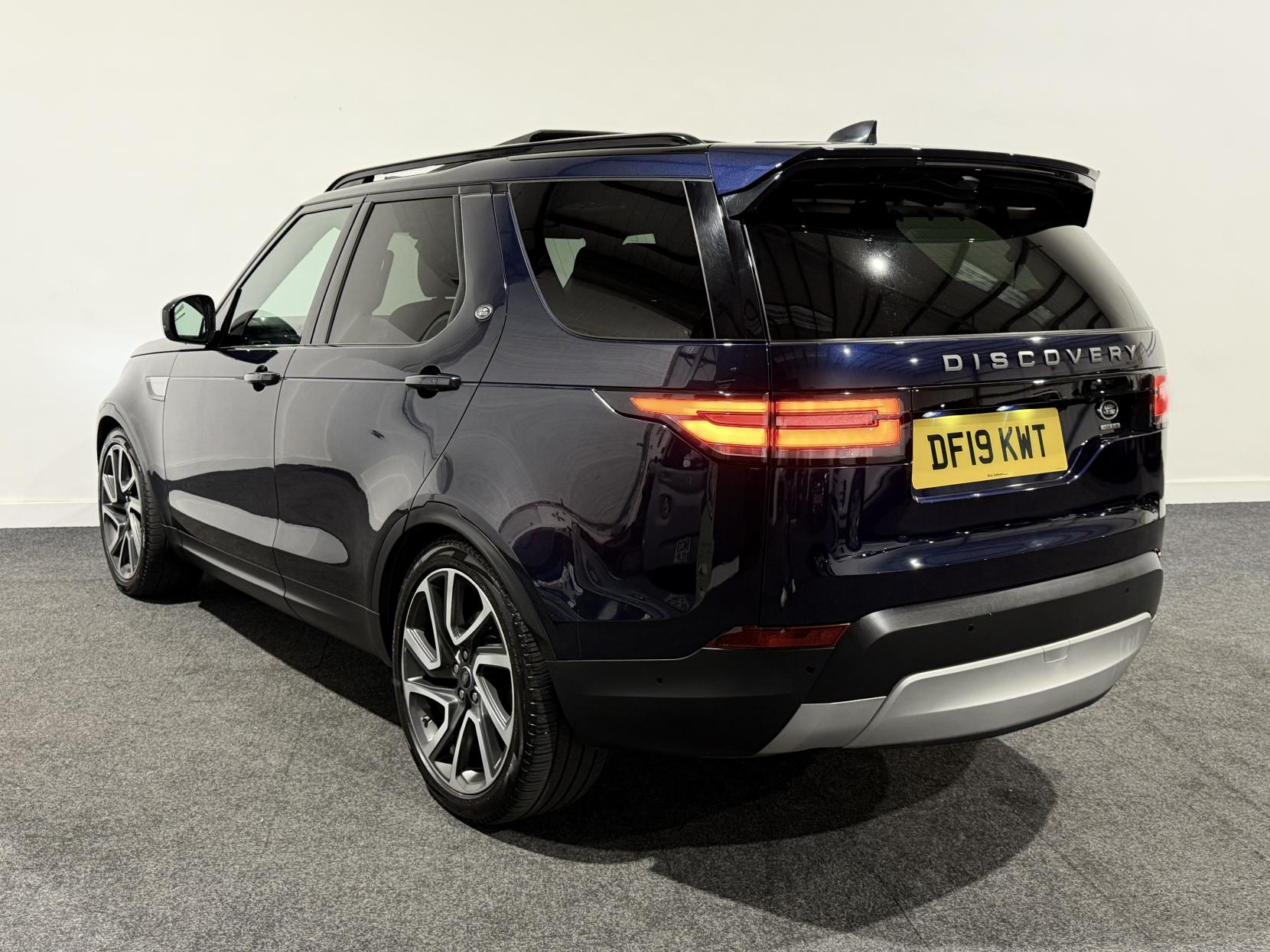 Land Rover Discovery 3.0 SD V6 HSE SUV 5dr Diesel Auto 4WD Euro 6 (s/s) (306 ps)