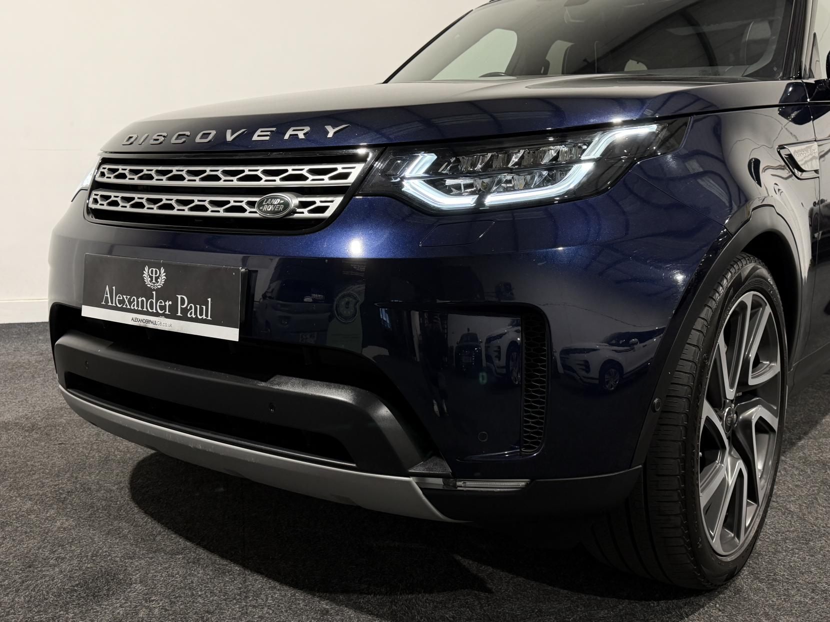 Land Rover Discovery 3.0 SD V6 HSE SUV 5dr Diesel Auto 4WD Euro 6 (s/s) (306 ps)