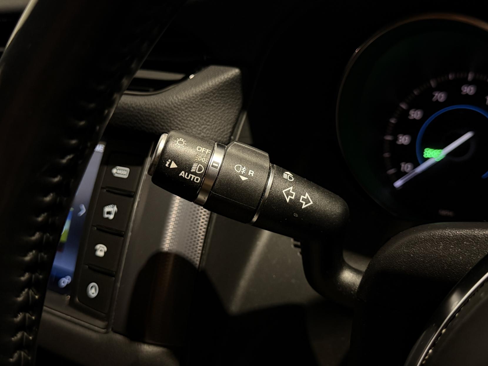 Jaguar XF 2.0d R-Sport Saloon 4dr Diesel Auto Euro 6 (s/s) (180 ps)