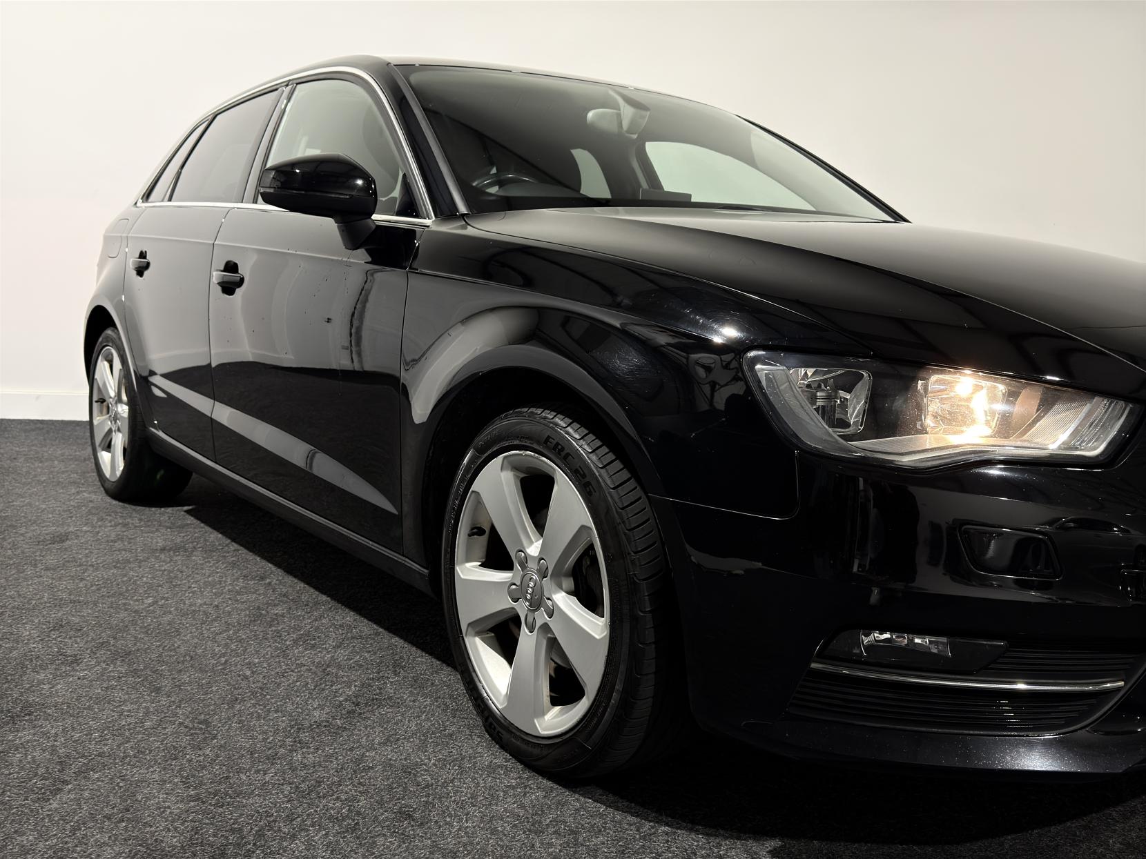 Audi A3 2.0 TDI Sport Sportback 5dr Diesel Manual Euro 5 (s/s) (150 ps)