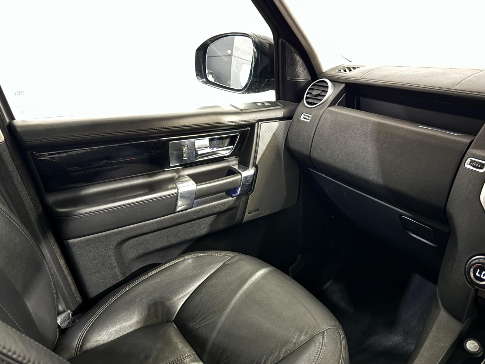 Land Rover Discovery 4 3.0 SD V6 HSE Luxury SUV 5dr Diesel Auto 4WD Euro 6 (s/s) (256 bhp)