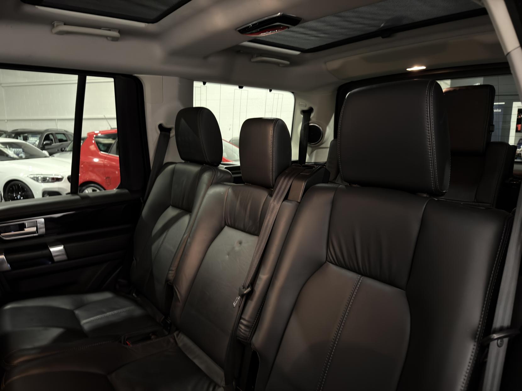 Land Rover Discovery 4 3.0 SD V6 HSE Luxury SUV 5dr Diesel Auto 4WD Euro 6 (s/s) (256 bhp)