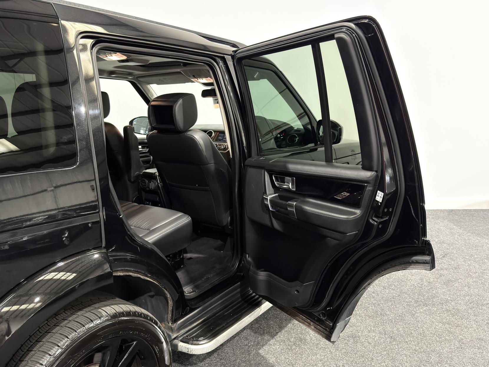 Land Rover Discovery 4 3.0 SD V6 HSE Luxury SUV 5dr Diesel Auto 4WD Euro 6 (s/s) (256 bhp)